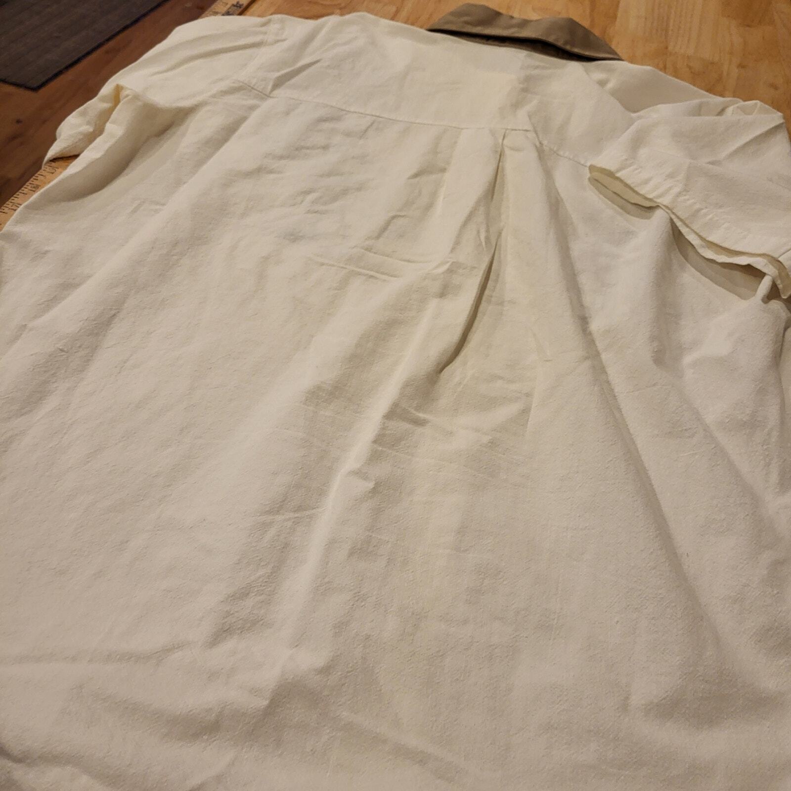 Vintage Beaded Jane Ashley White Short Sleeve Button Down Collared Shirt