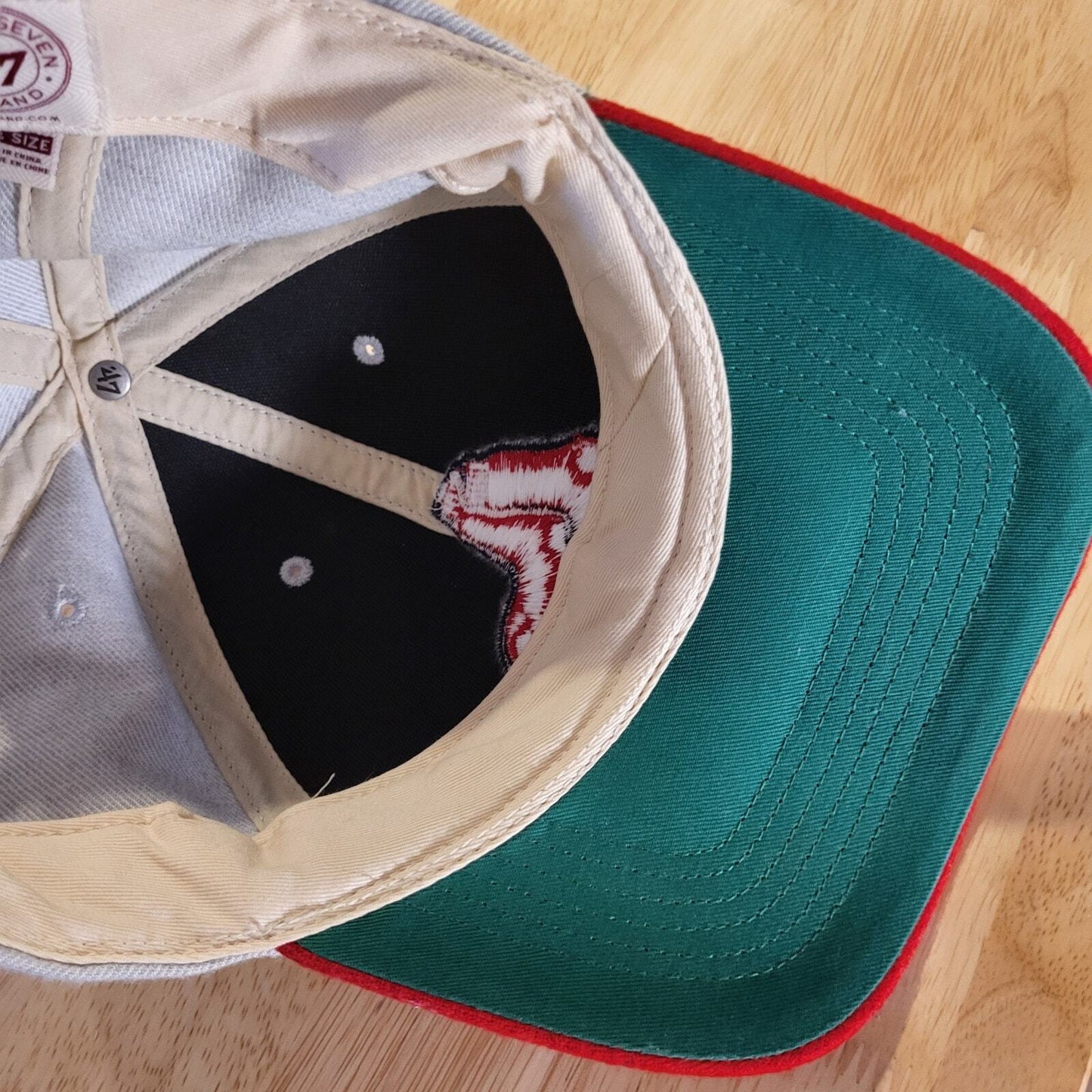 '47 Brand Boston Red Sox Buckle Adjustable Gray & Red Baseball Hat Very Clean