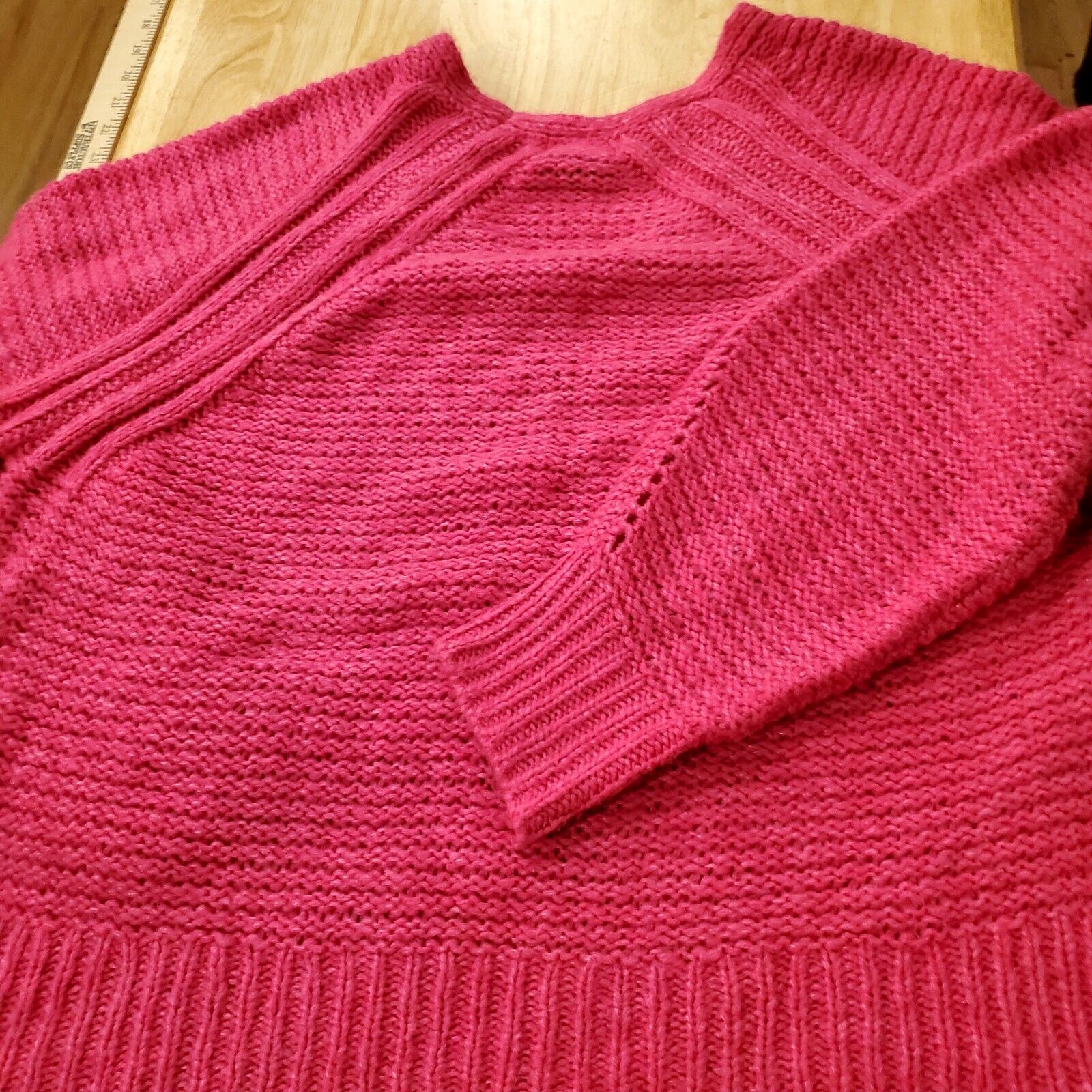 Fuscia Pink Universal Thread Acrylic Nylon Blend V Neck Sweater Large