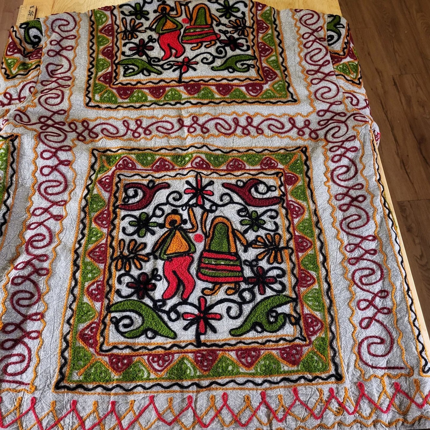 100% Cotton Made in India Hand Embroidered pockets a buttons 22" P2P 27" Long