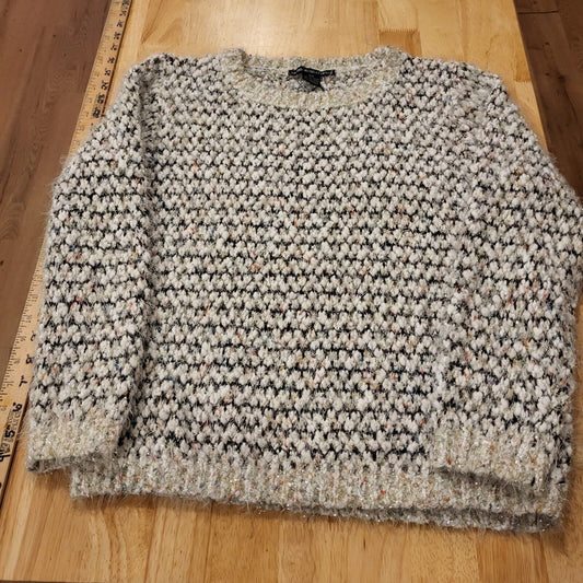 Lauren Michelle Petite PXL Chunky Metallic Knit Sweater Silver Black White