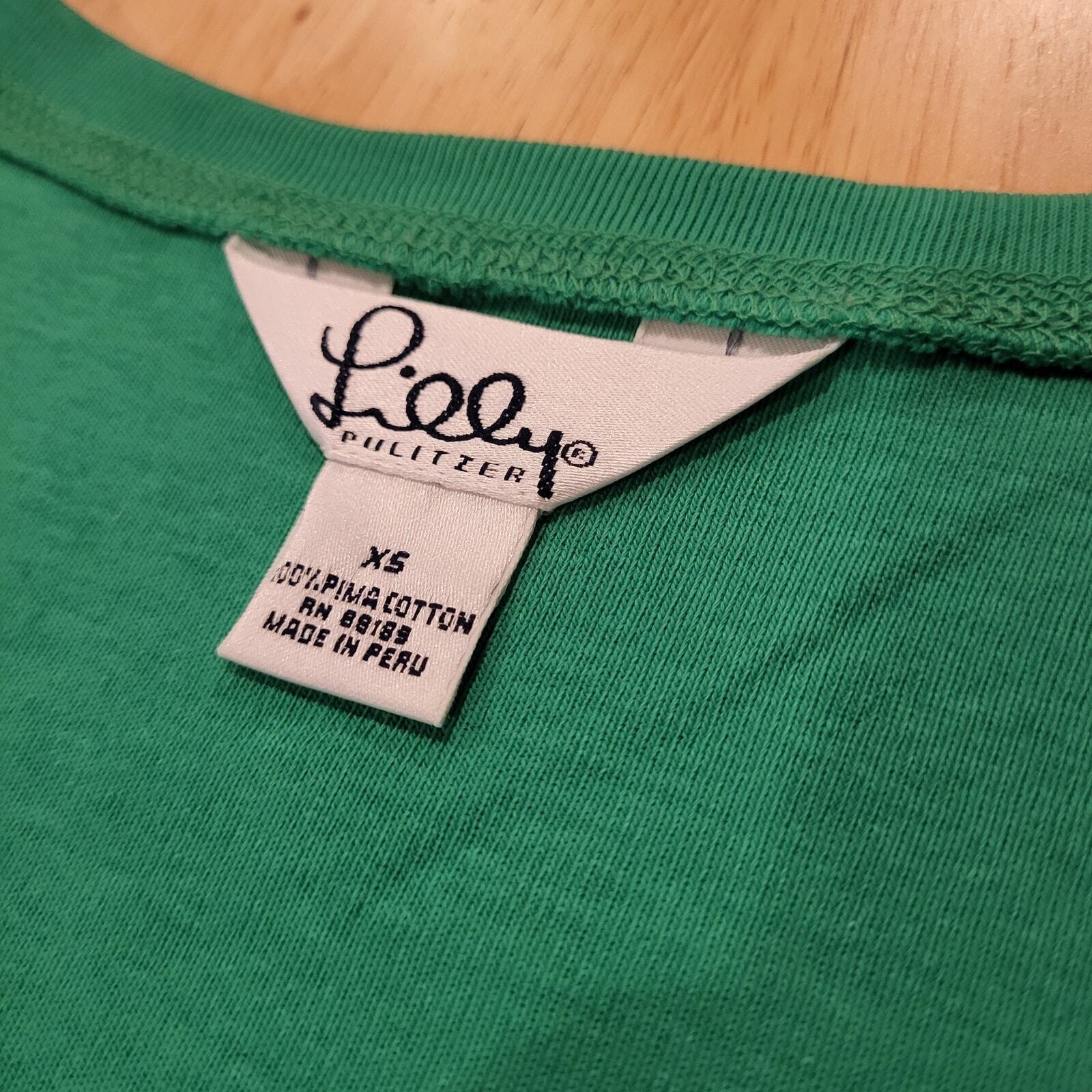 Lilly Pulitzer Green V-Neck T-Shirt 100% Pima Cotton XS