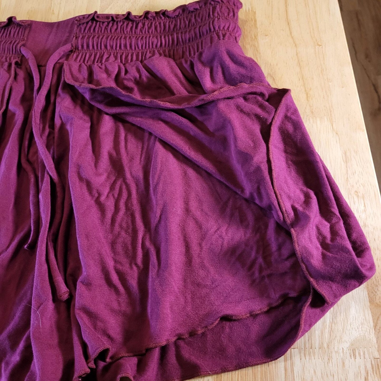 Eggplant Fluttery Wide Elastic Waist Short XL 17"-22" Stretch 
