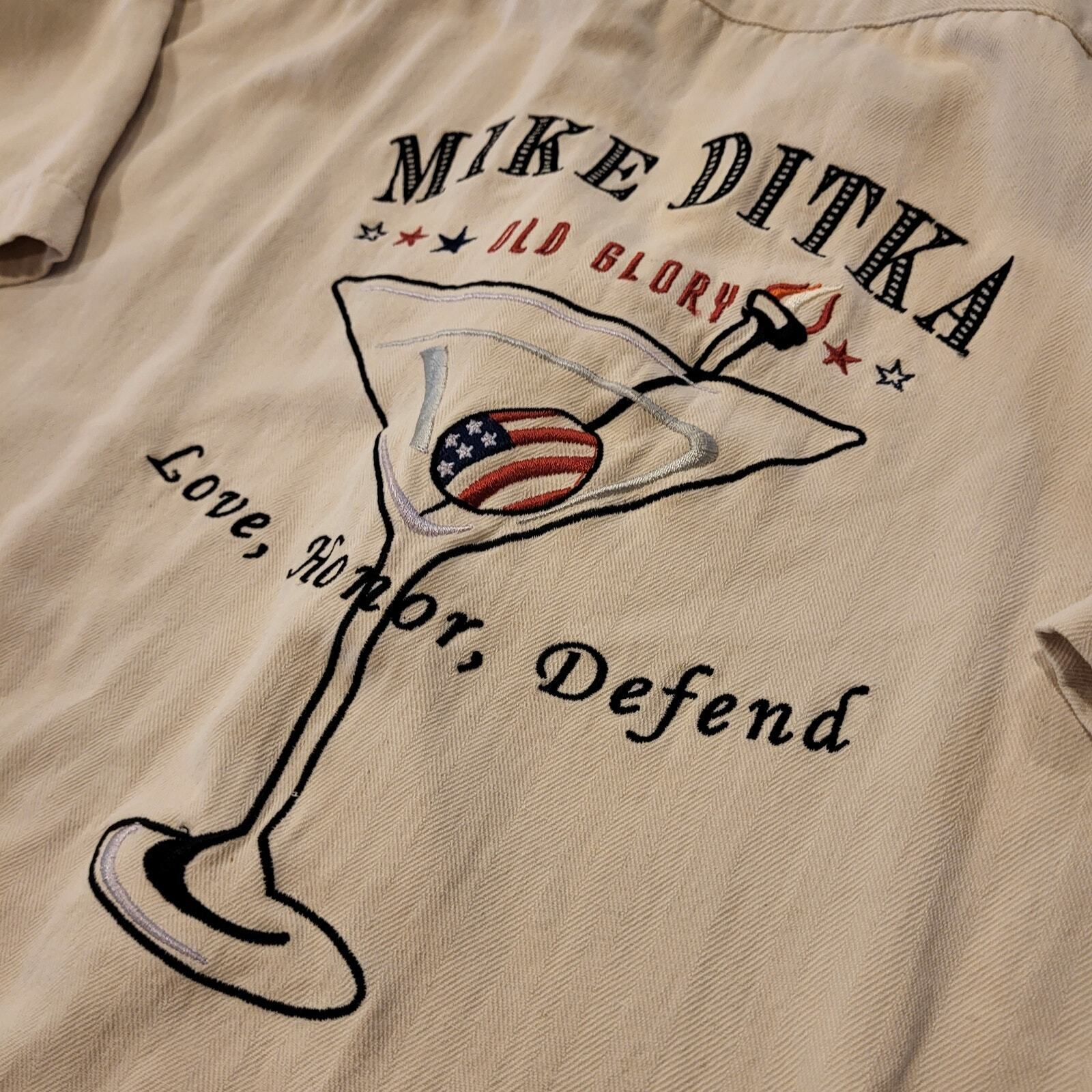 Mike Ditka 100% Silk Cream Short Sleeve Button Down Collared Shirt Small