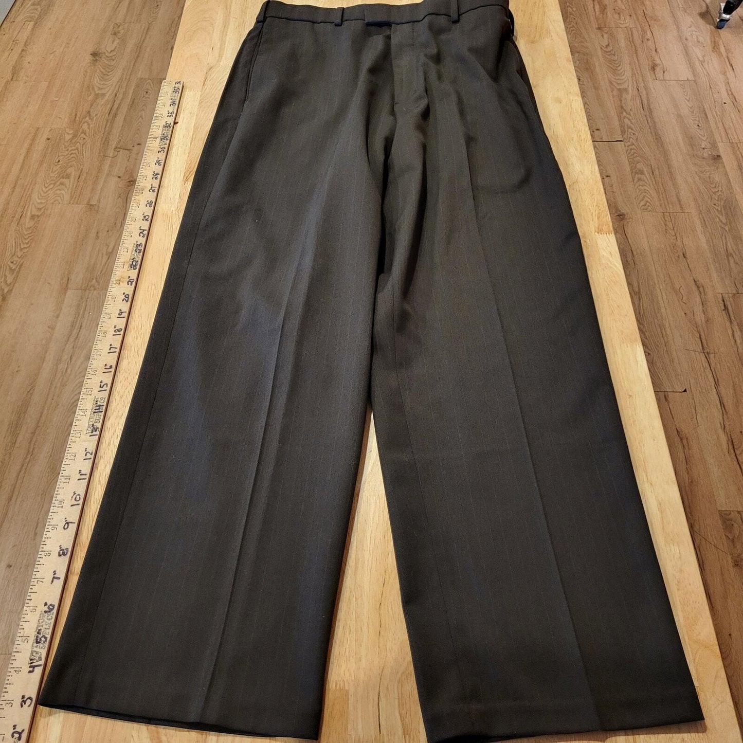 Dockers 32x30 Dress Pants Polyester Wool Blend Flat Front Gray Straight Leg