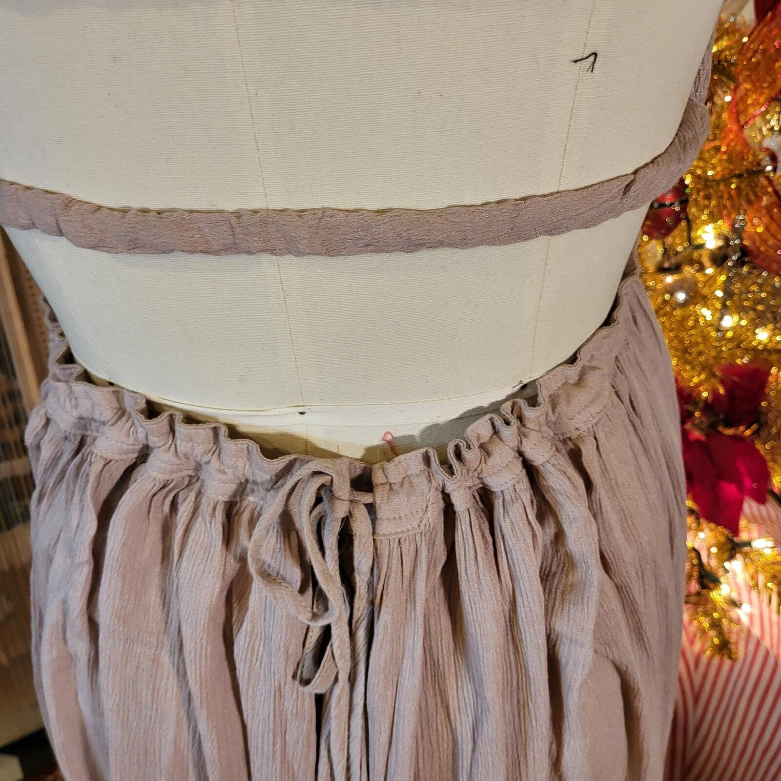 R. Vivimos Prairie Elastic Open Back Beige Maxi Dress Small 4/6 Adjustable Waist