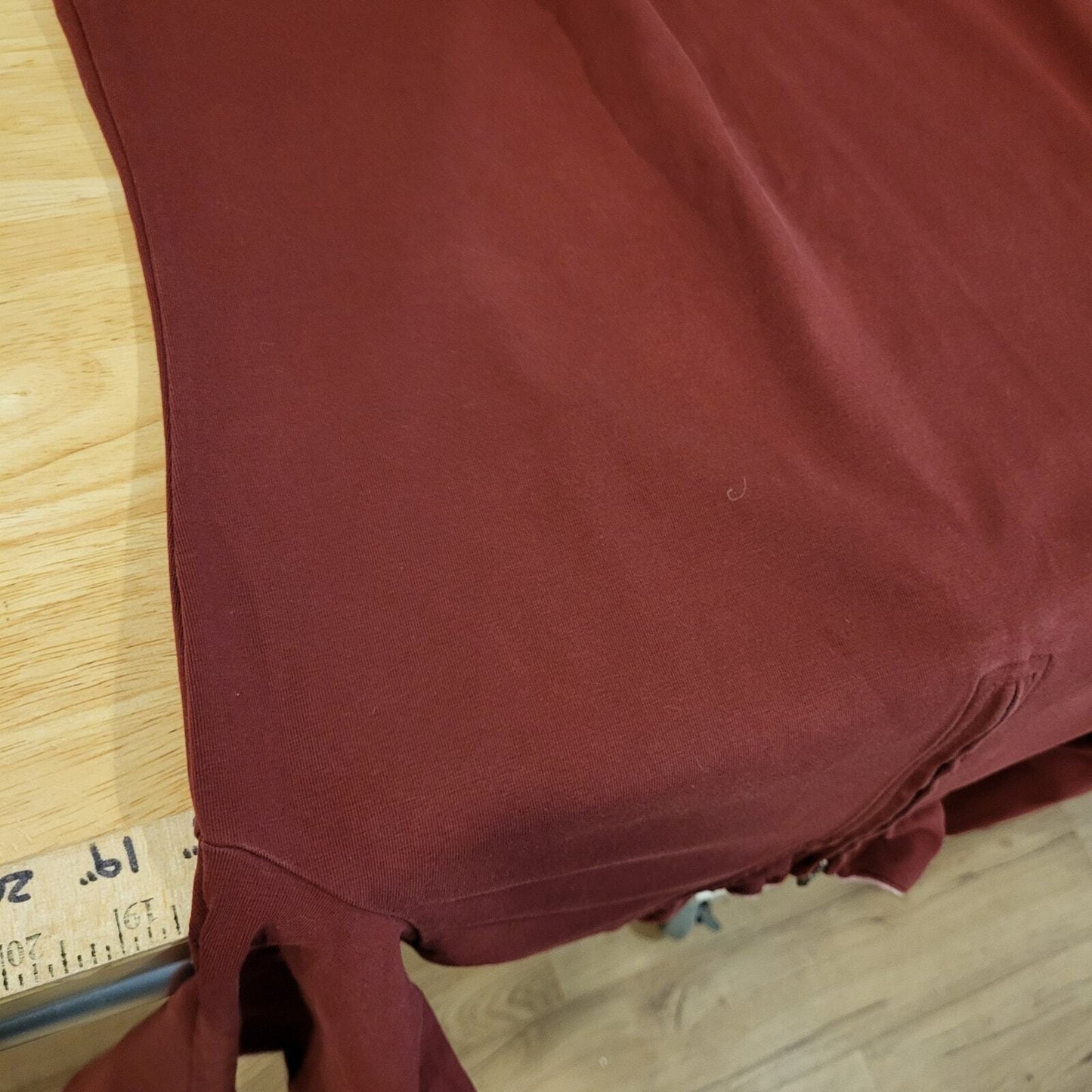 Patagonia burgundy quarter zip long sleeve mock neck medium cotton blend shirt M