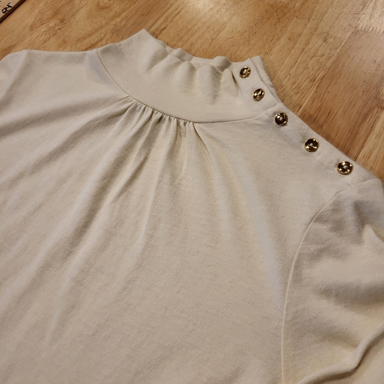 Lilly Pulitzer Cream Knit Mock Turtle Neck Gold Button XS 17" P2P