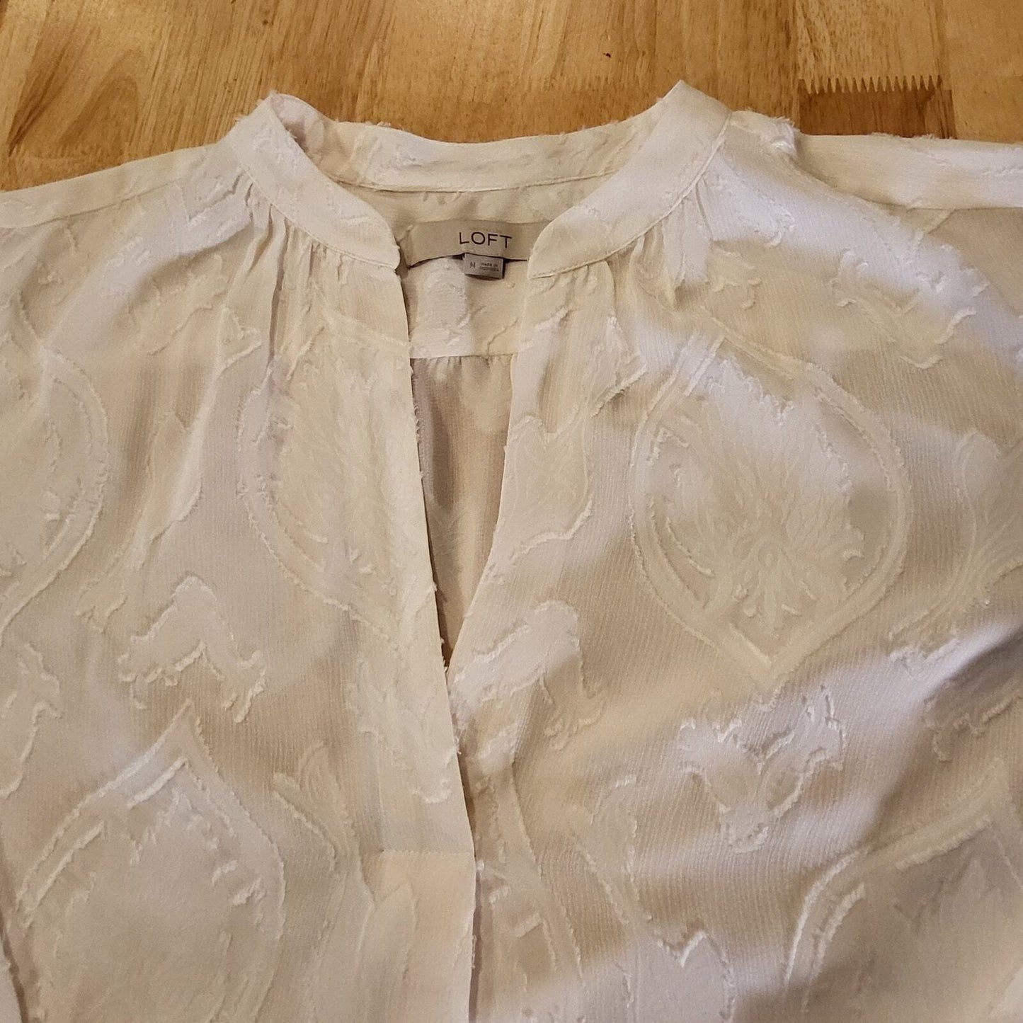 Ann Taylor Loft White Burnout Blouse Cream Medium 3/4 Sleeve Mandarin Collar
