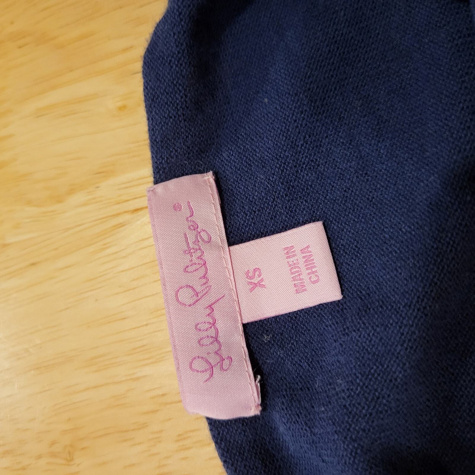 Lilly Pulitzer Jersey Ruffle Sleeve T-shirt 100% Cotton XS (see photo for stain)