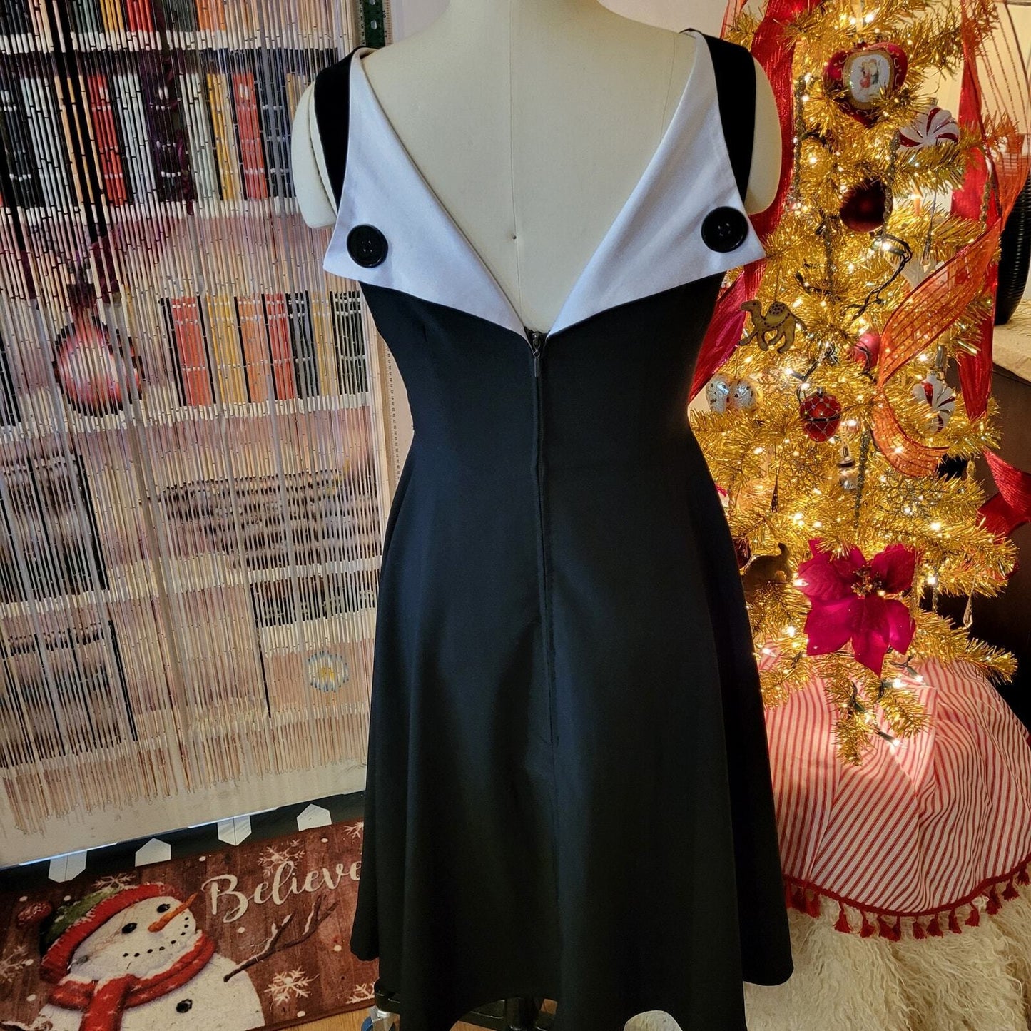 Black Betty Paige BY Tatiana Dress Winged Back Detail Viscose Blend XS 45" Long
