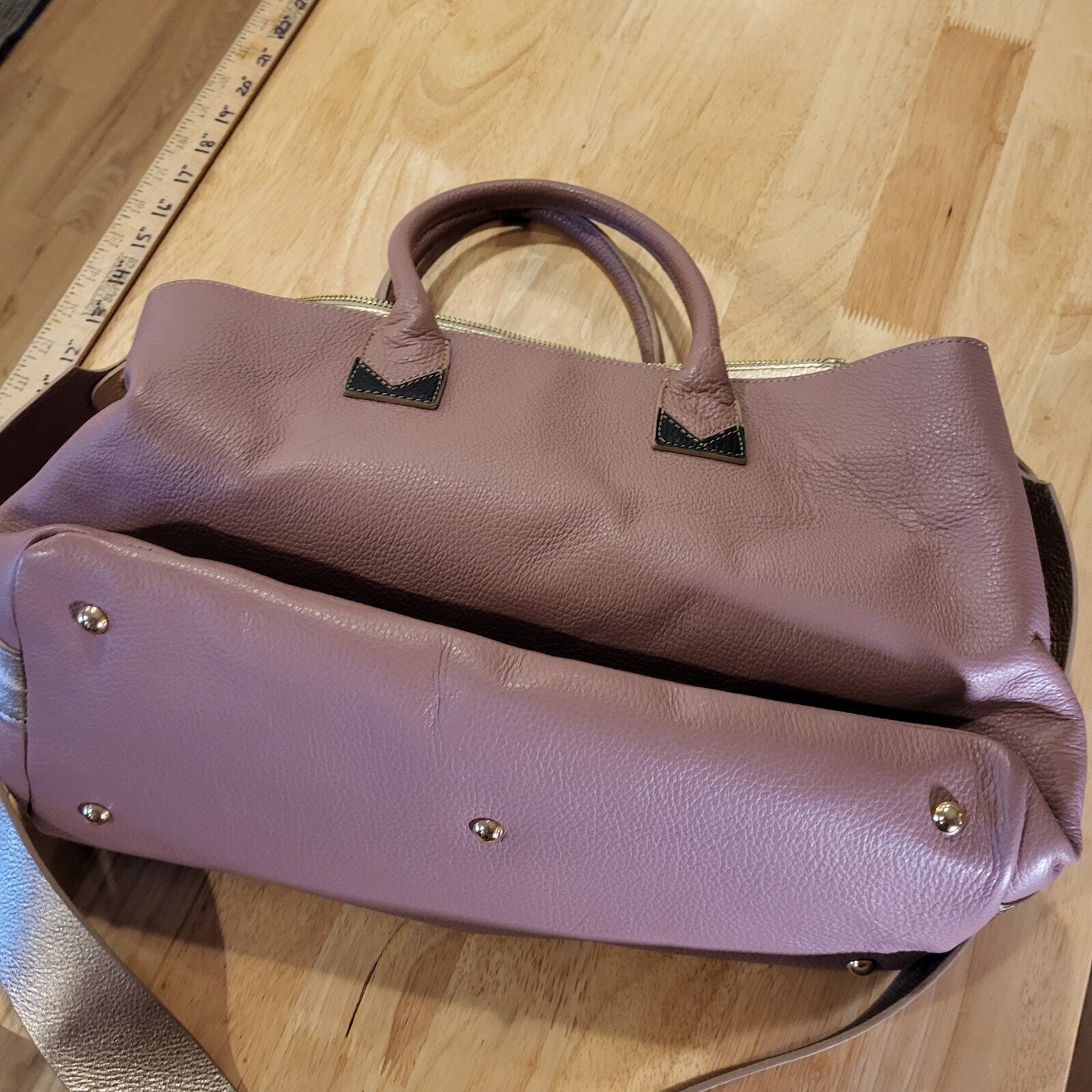New! Vittoria Napoli Made in Italy Genuine Leather Pastel Metallic Shoulder 