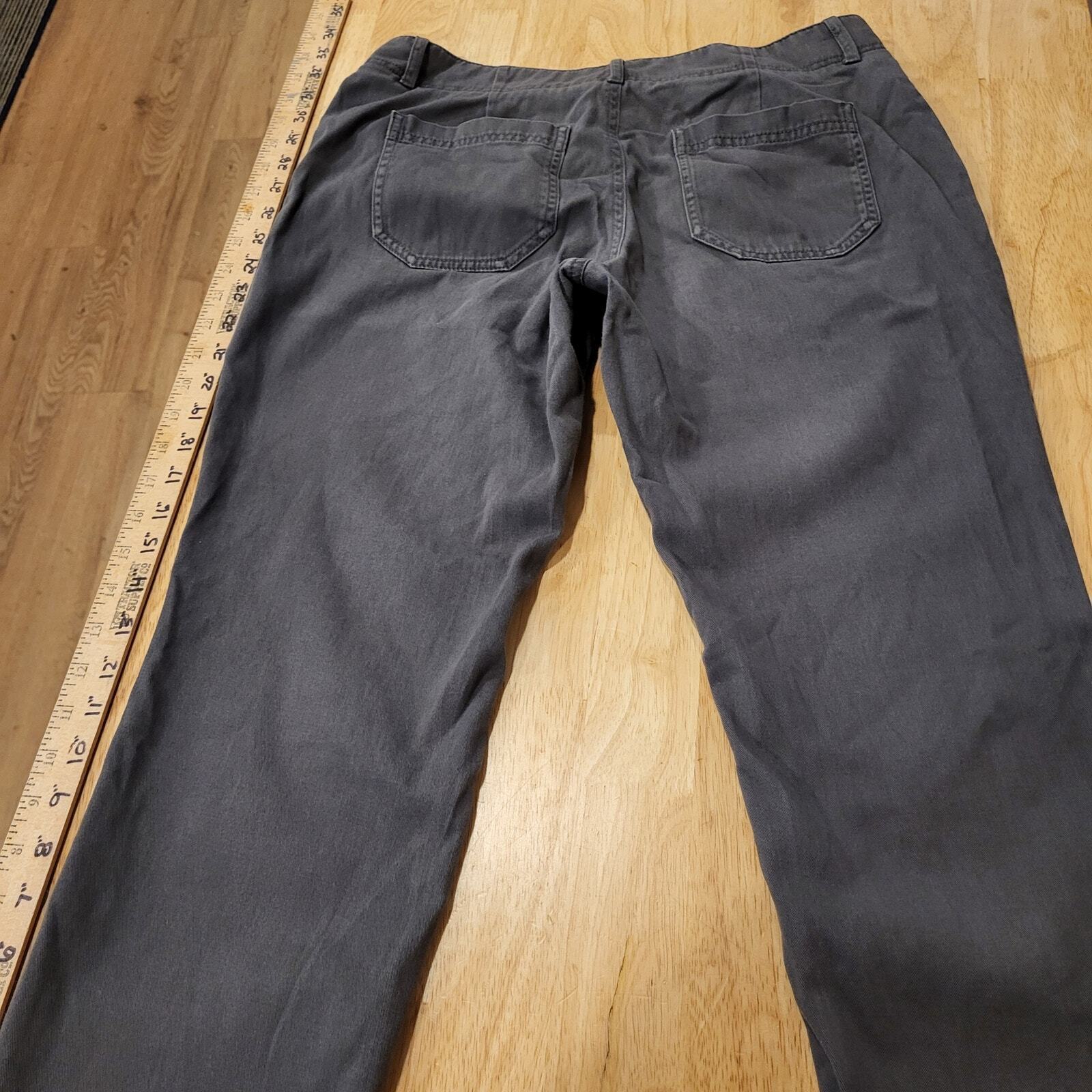 Gray L.L. Beans Favorite Fit Chinos Size 6P Pants 30" Waist 26" Inseam 