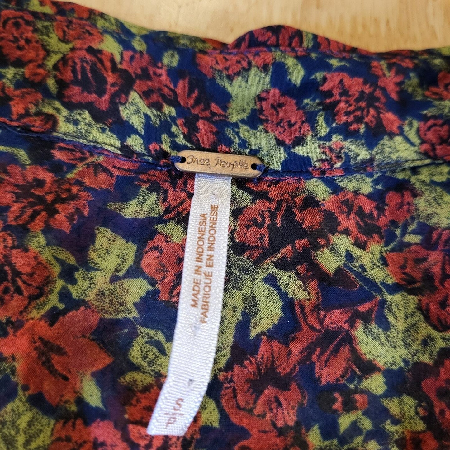 Free People Burgundy Floral Button Down Collared Shirt Small