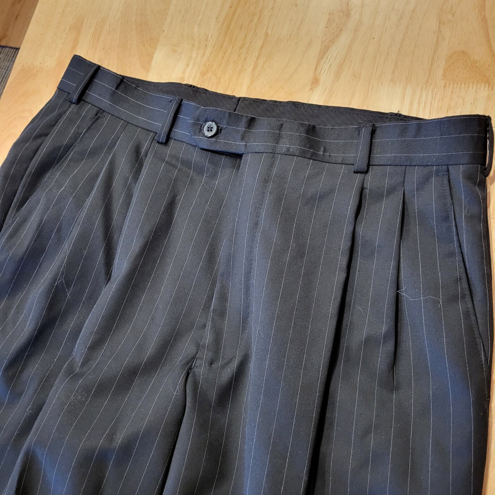 Andrew Fezza Fusion Men's Suit Coat & Pants 34" Waist 20" P2P Pinstripe pleated