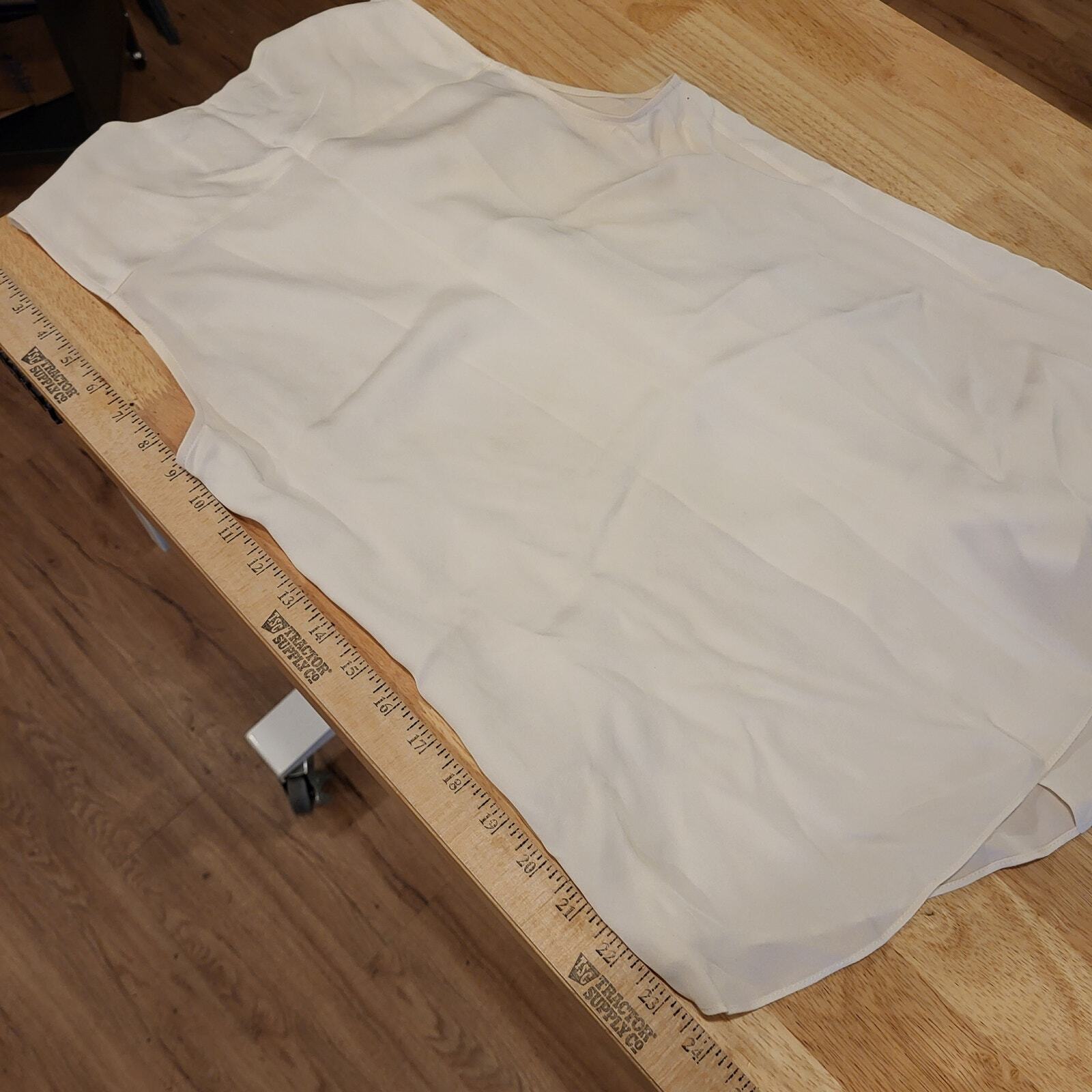 Theory 100% Silk Cream  Ruffle Sleeveless Blouse 