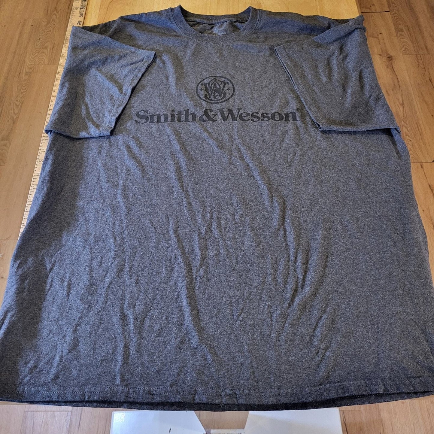 Smith & Wesson XXL Gray Tshirt Jersey Knit Logo Gun 