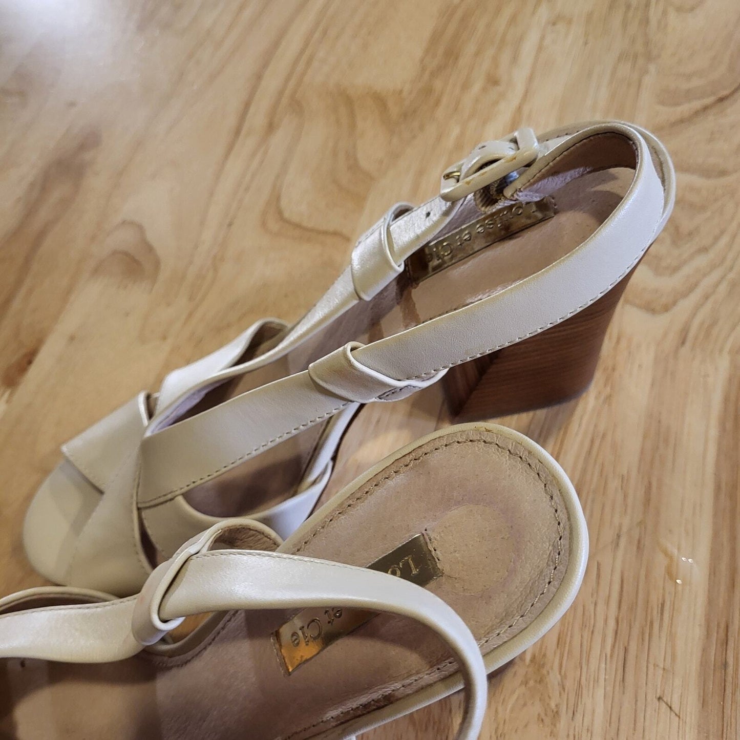 Louise Et Cie Light Beige Block Heal Strappy Sandel 8M 38 1/2 