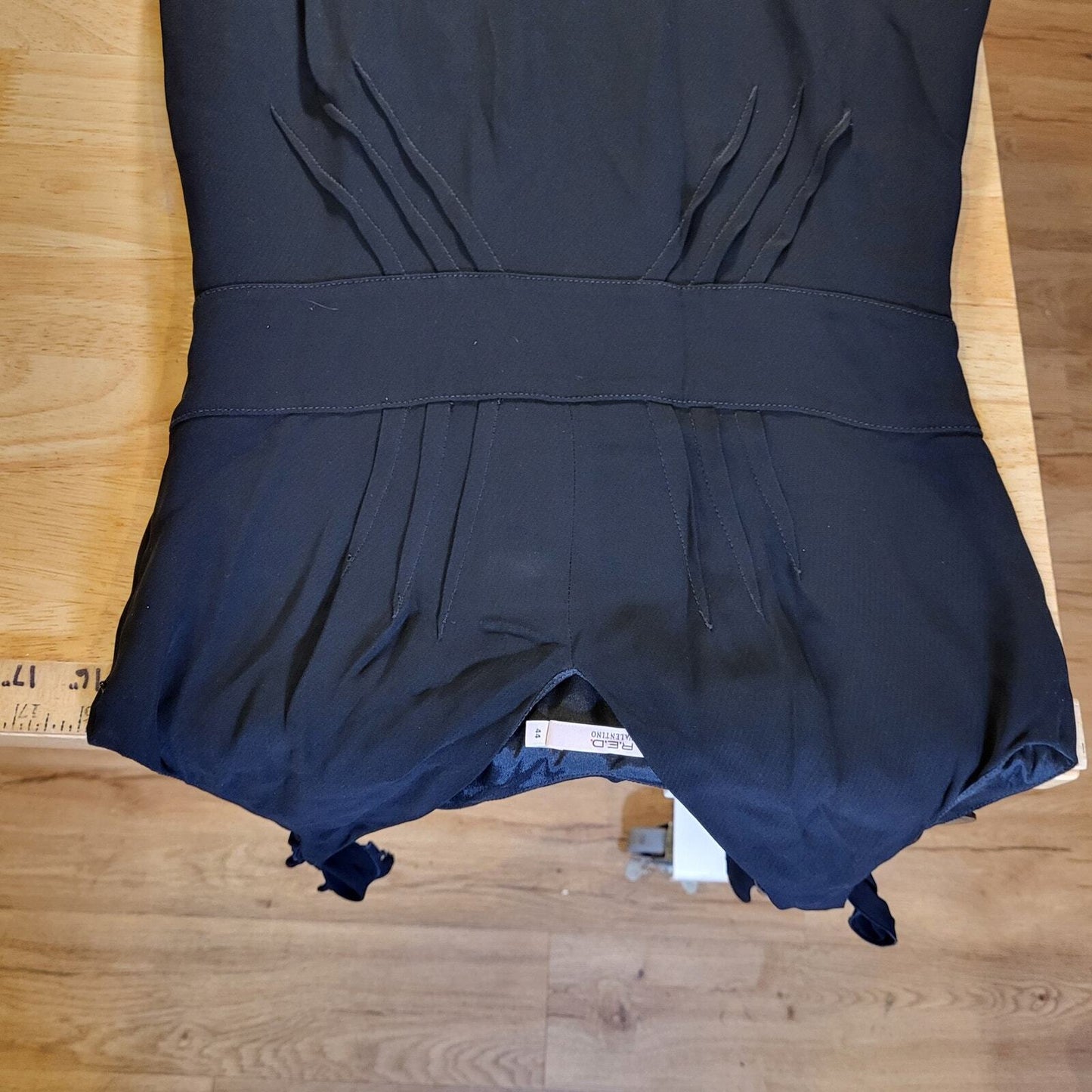 Red Valentino Crepe de Chine 38" Long 16" P2P 14" Waist 17" Hips