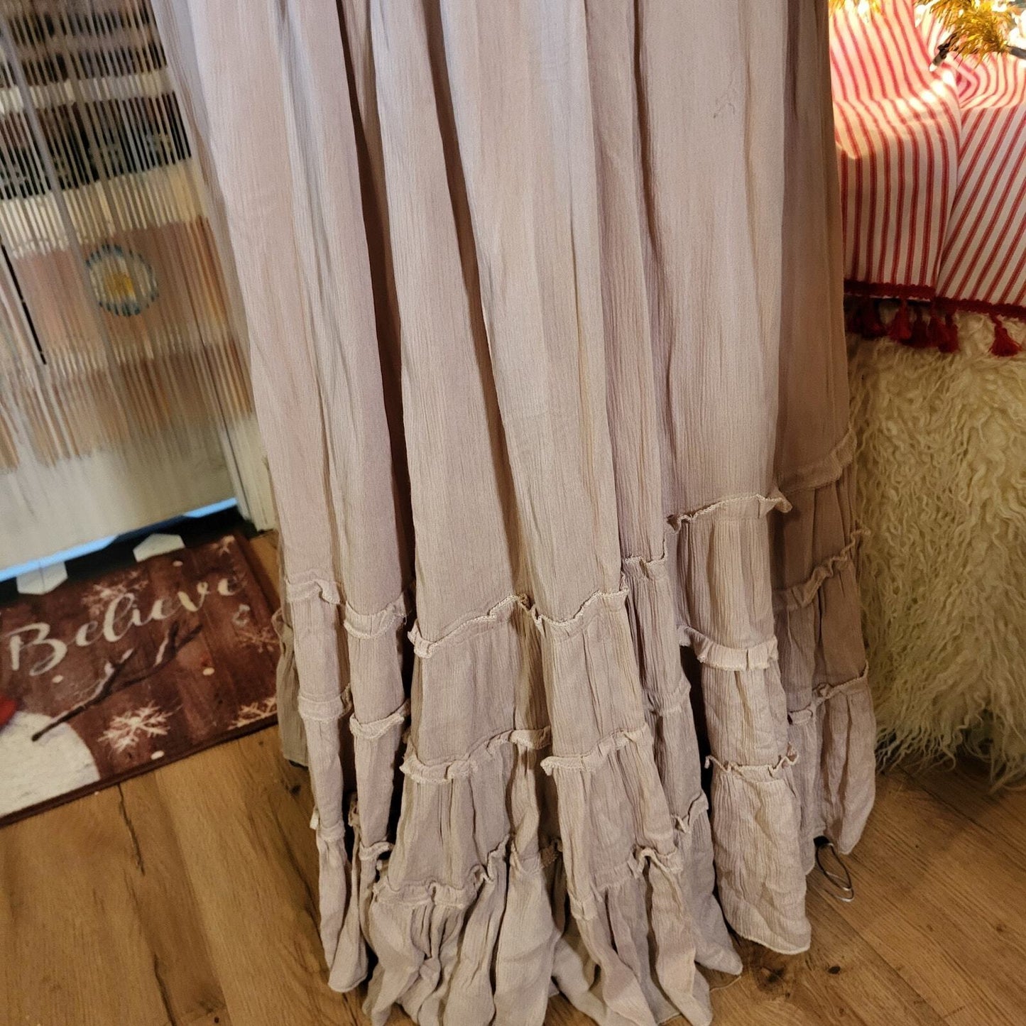 R. Vivimos Prairie Elastic Open Back Beige Maxi Dress Small 4/6 Adjustable Waist