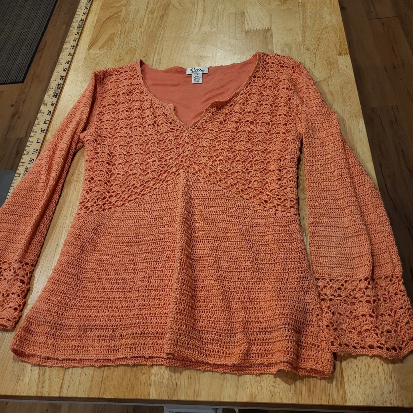 Lilly Pulitzer salmon knit crocheted pullover sweater small 15" Pit 2 pit lined