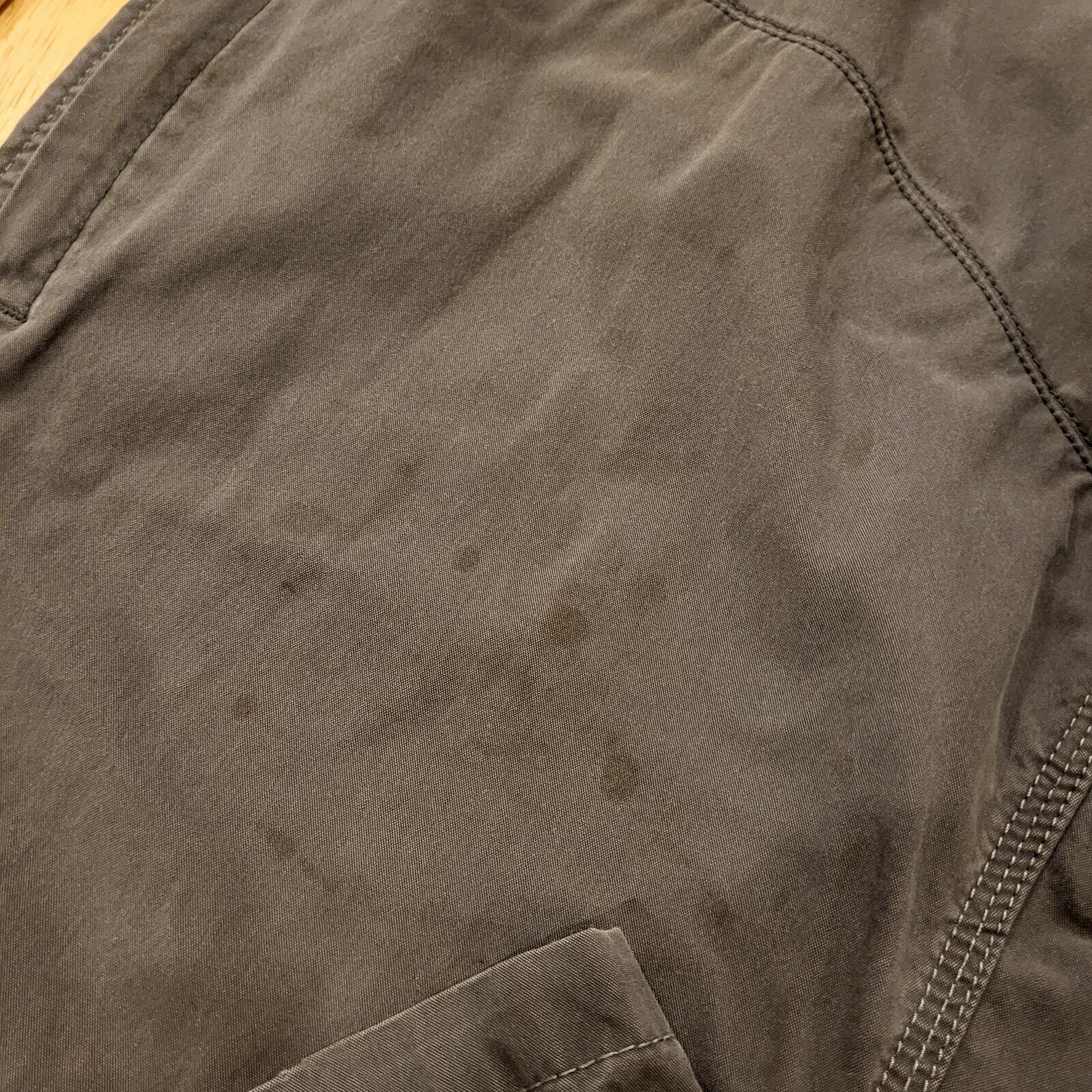 Kuhl Radikal Men's Charcoal Pants Pocket Knee Detail (Some Wear & Staining)