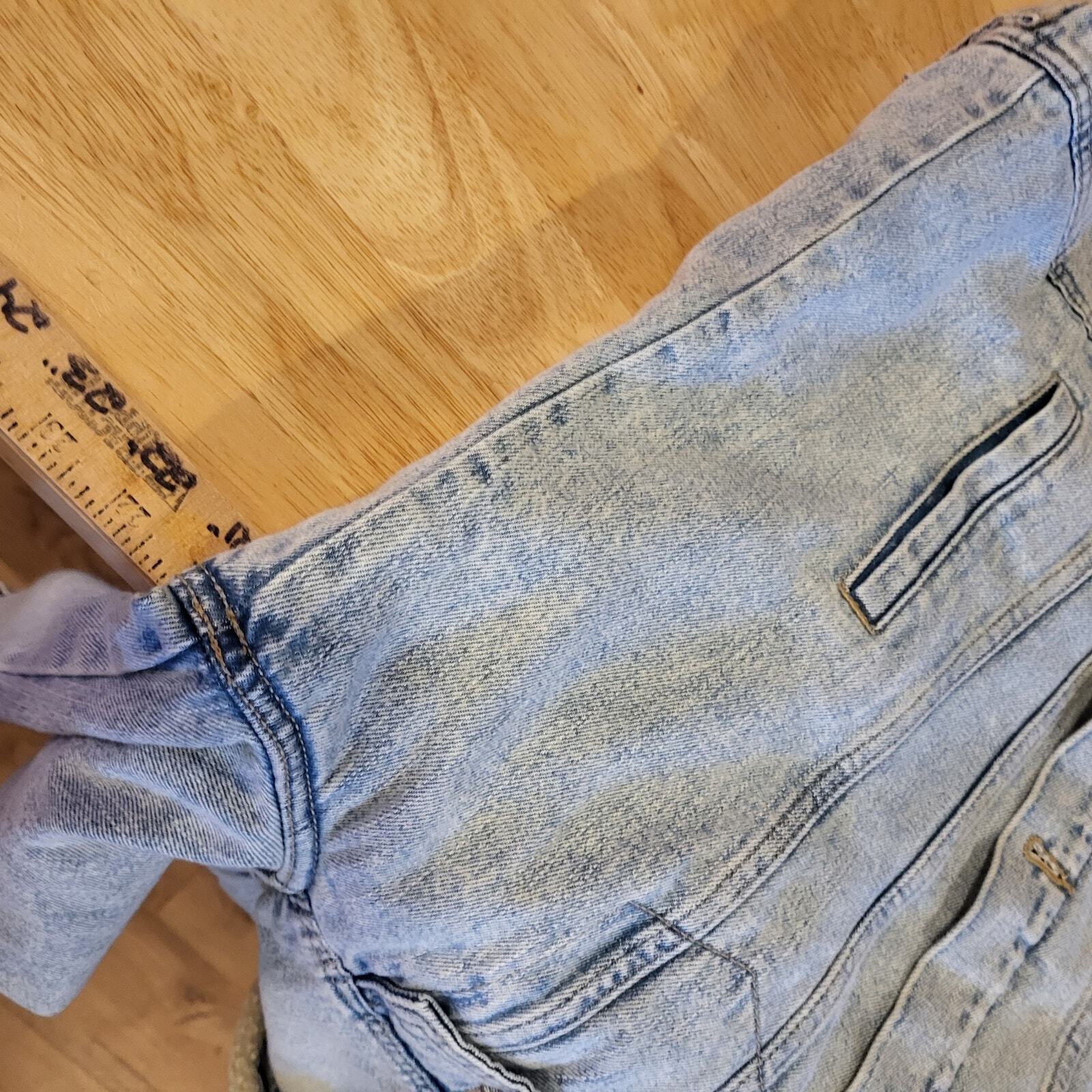 Old Navy Shearling Lined Denim Jean Jacket Size Large 