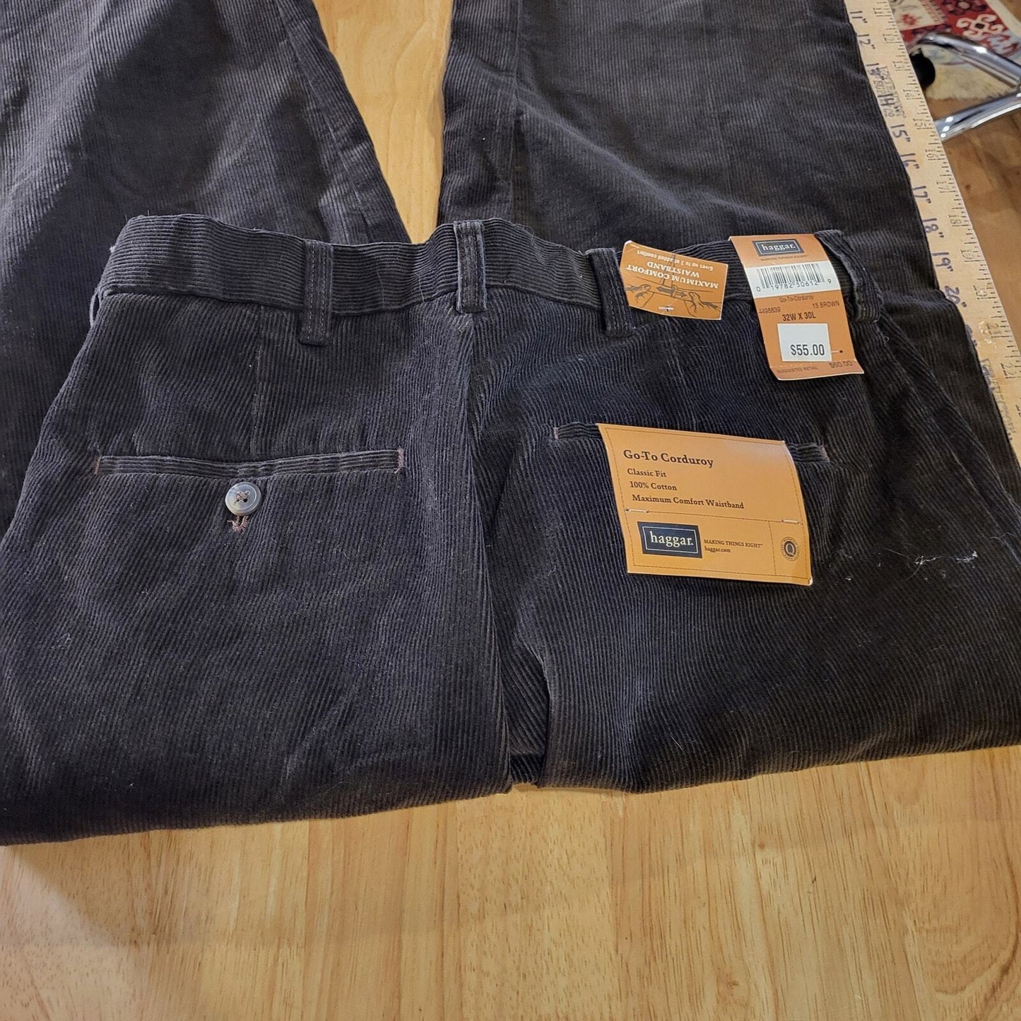 NWT Haggar 100% Cotton Brown Corduroy 32 x 30 Maximum Comfort Waist 