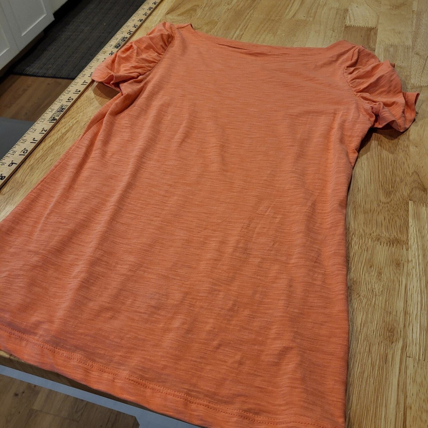 Lilly Pulitzer Salmon Orange 100% Pima Cotton Ruffle Shoulder T-shirt Small