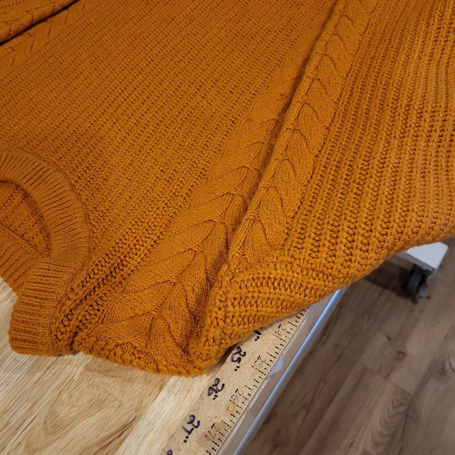 Orange Knit Jumper Sweater Chunky Knit No Label Soft Large Round Neck 