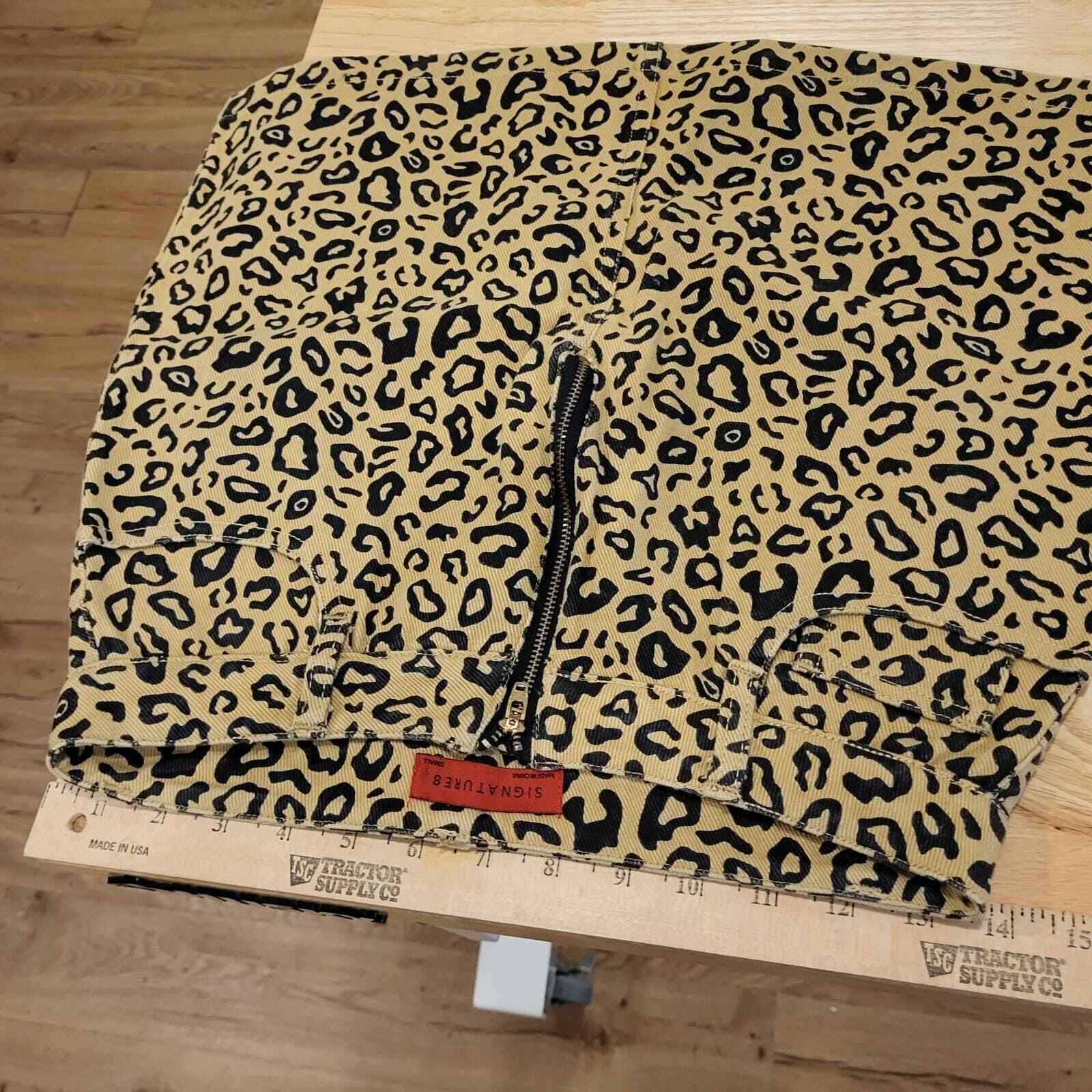 Signature 8 size small brown leopard print denim mini skirt exposed zipper
