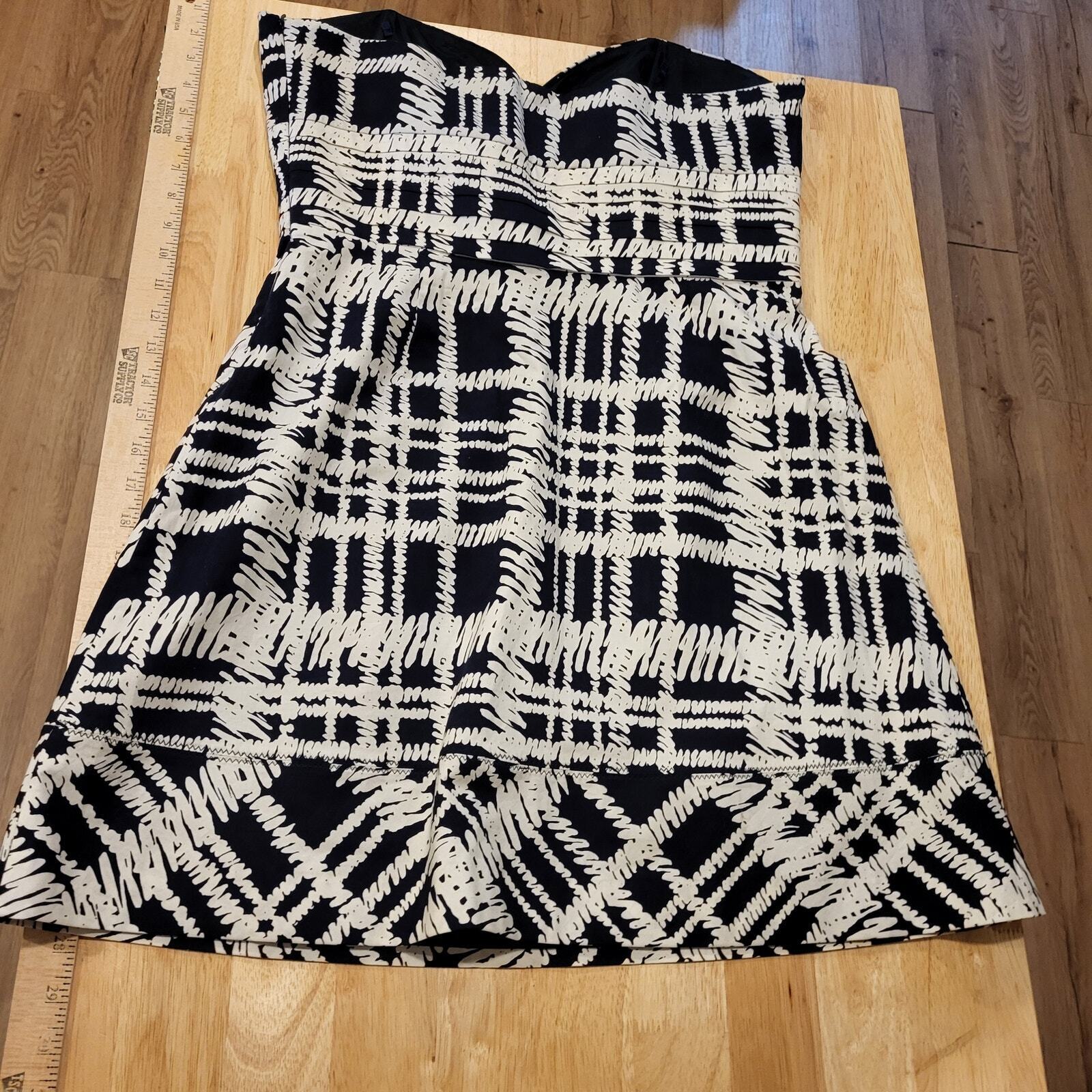 Karen Millen England Black & White  Checked Strapless Sweetheart Mini Dress 12
