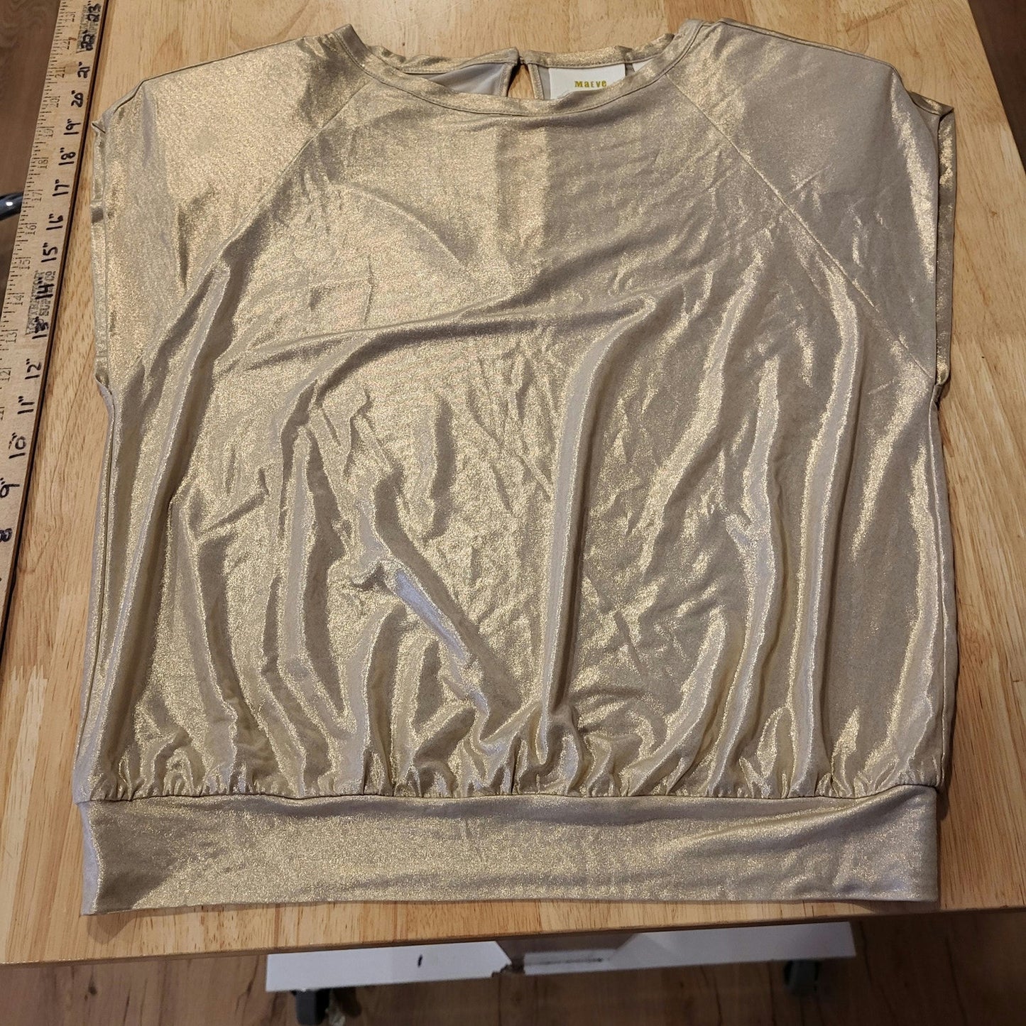 Anthropologie Maeve Gold Shiny shimmery batwing Blouse XS 19" P2P doleman sleeve