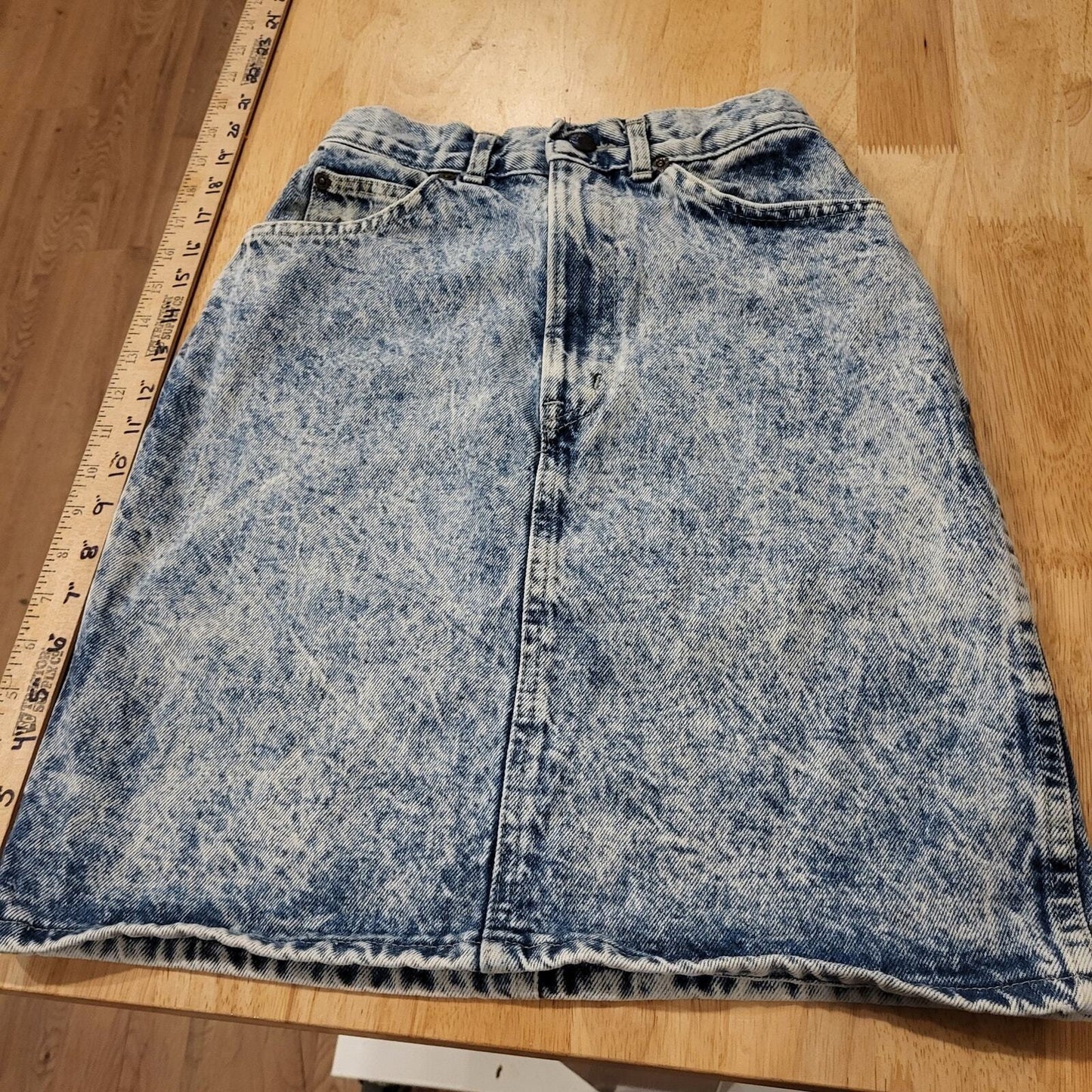 Vintage Acid Wash Sunset Blues Pencil Skirt Knee Denim Pocket 22" Waist