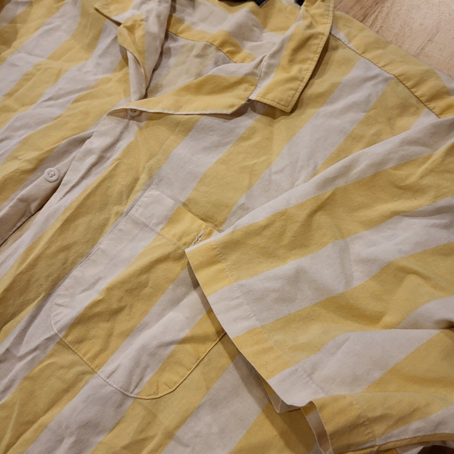John Weitz Yellow & White Striped Classic Button Down Collared Cotton XL 