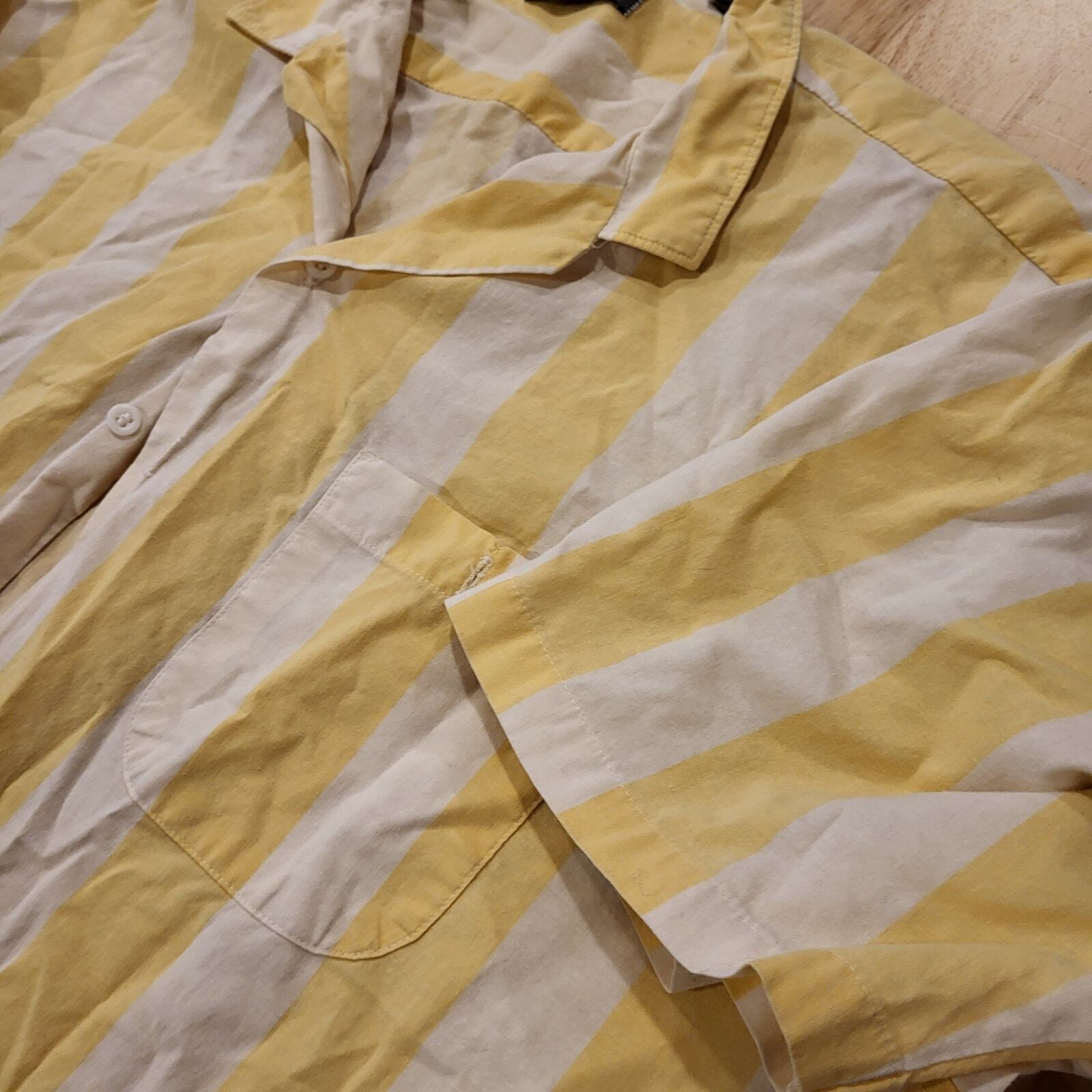 John Weitz Yellow & White Striped Classic Button Down Collared Cotton XL 