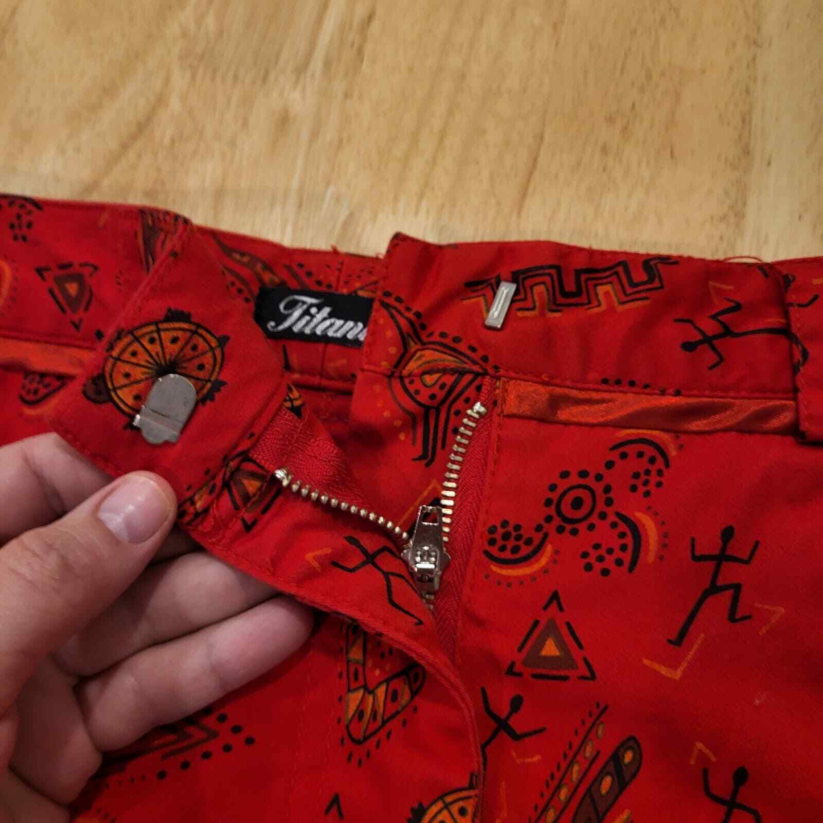 Titania Australian red printed golf skirt pocket size 10