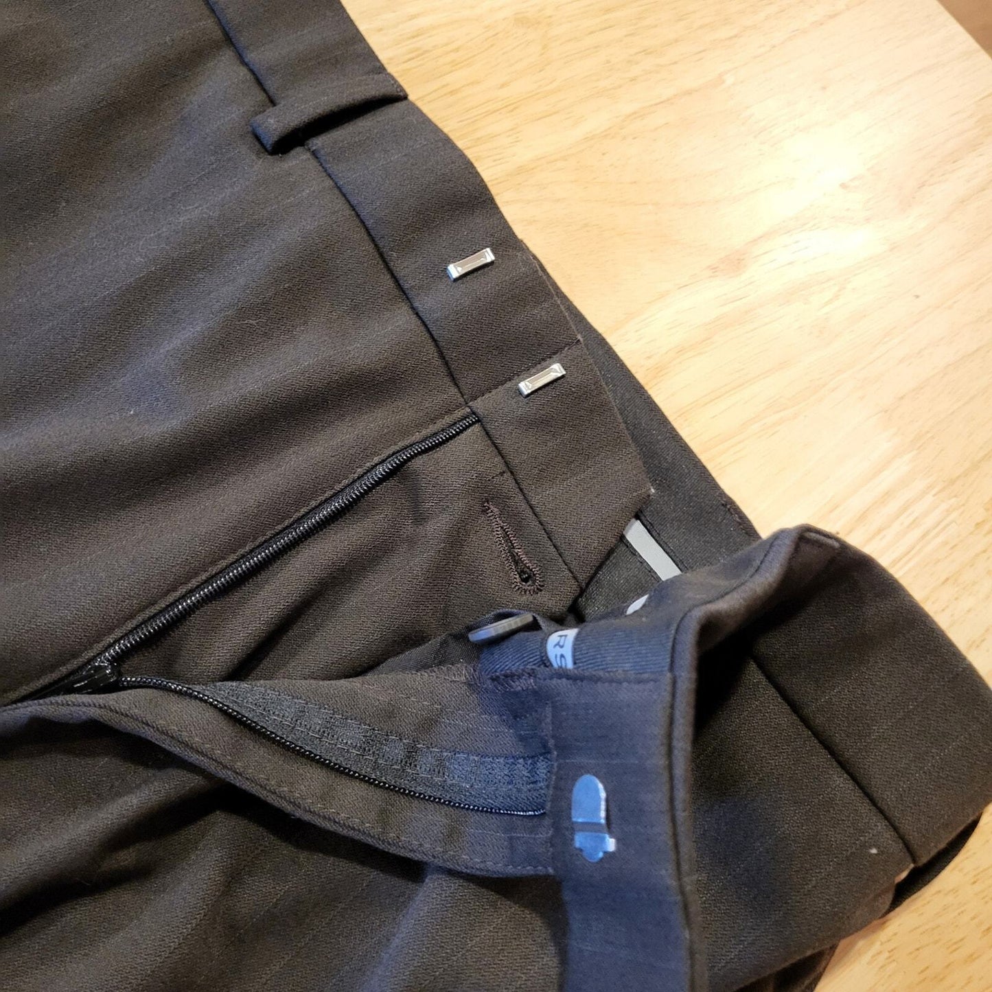 Dockers 32x30 Dress Pants Polyester Wool Blend Flat Front Gray Straight Leg