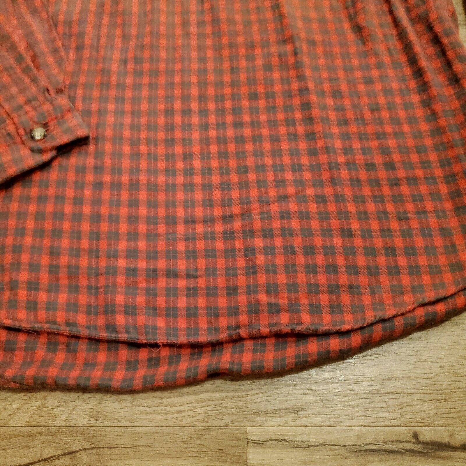 Vintage Ruff Hewn Red Plaid Flannel Shirt Button Yoke Detail Made in USA 12