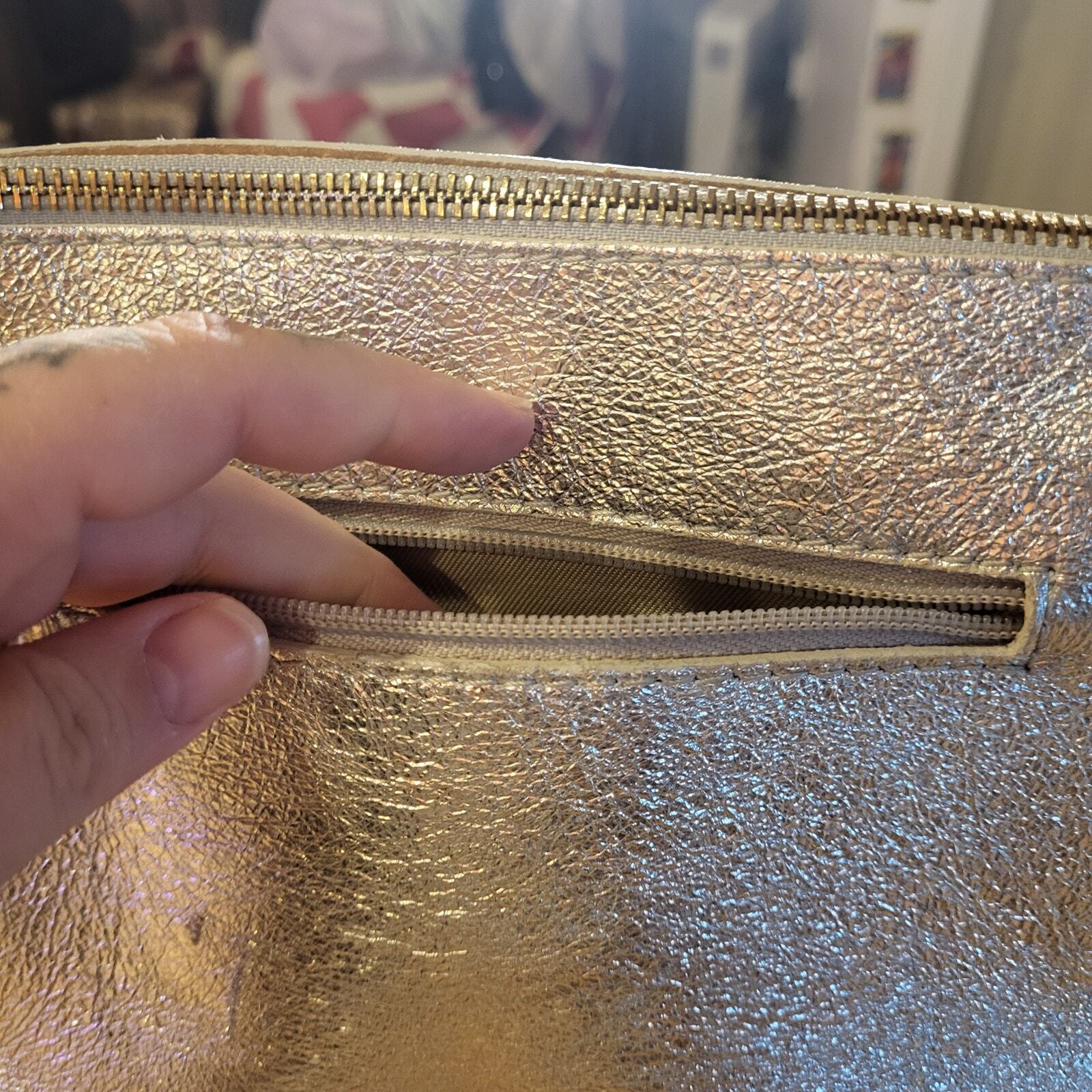 Genuine Leather Silver  Metallic Top Handle Zip Bag  9"x7" Gold Tone Hardware 
