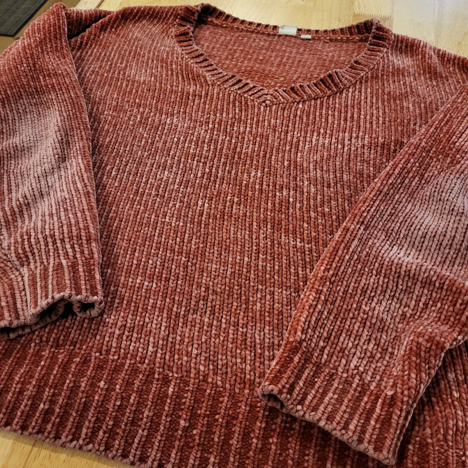 Dusty Rose Gap pink chenille sweater gently worn elbows size medium