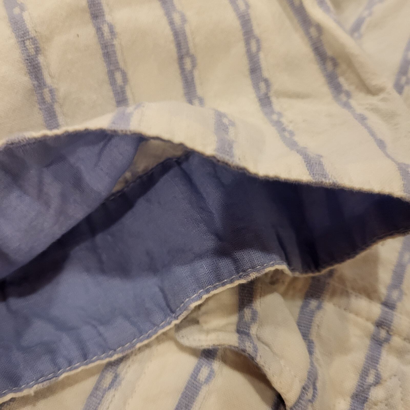 Vintage Blue & White Striped Details Button Down Collared 100% Cotton medium 