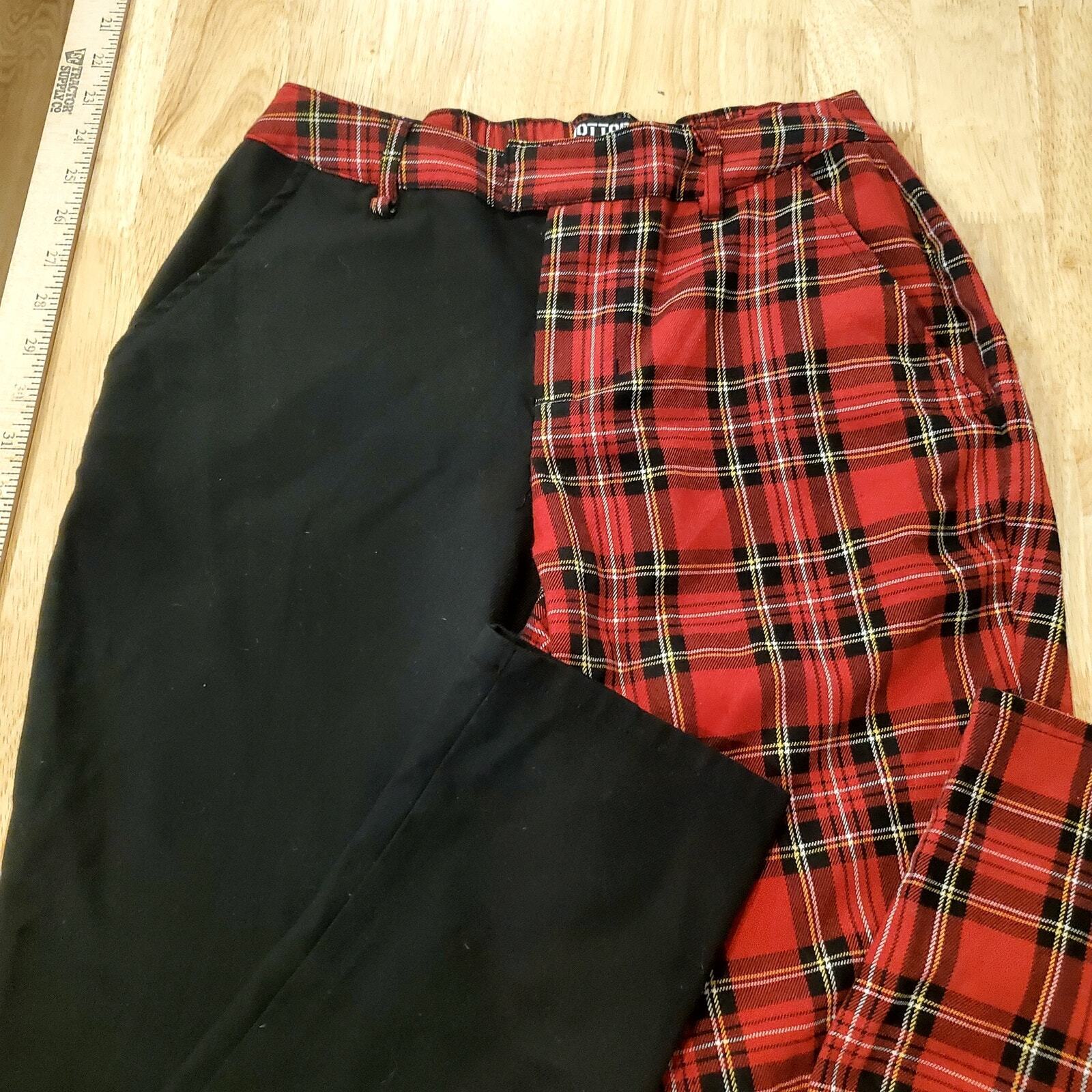 Hot Topic Black & Red Plaid Contrast Leg Pants Elastic Waist Zip Fly Pockets Sm.