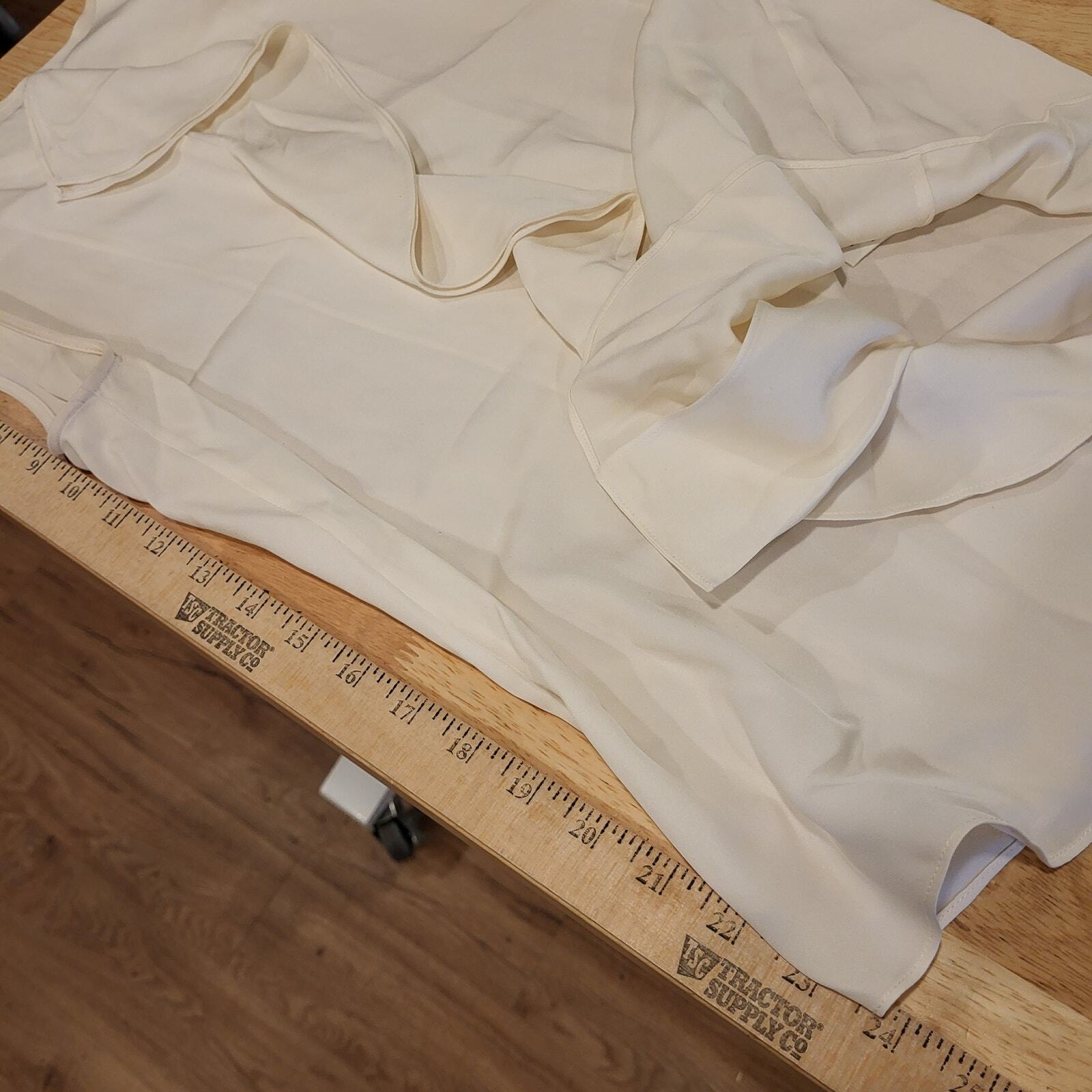 Theory 100% Silk Cream  Ruffle Sleeveless Blouse 