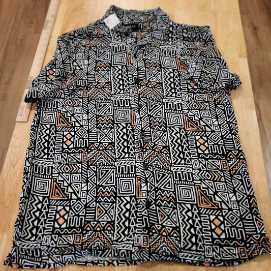 Small Vintage Pacific Sunwear Black Background Colorful geometric Short Sleeve 