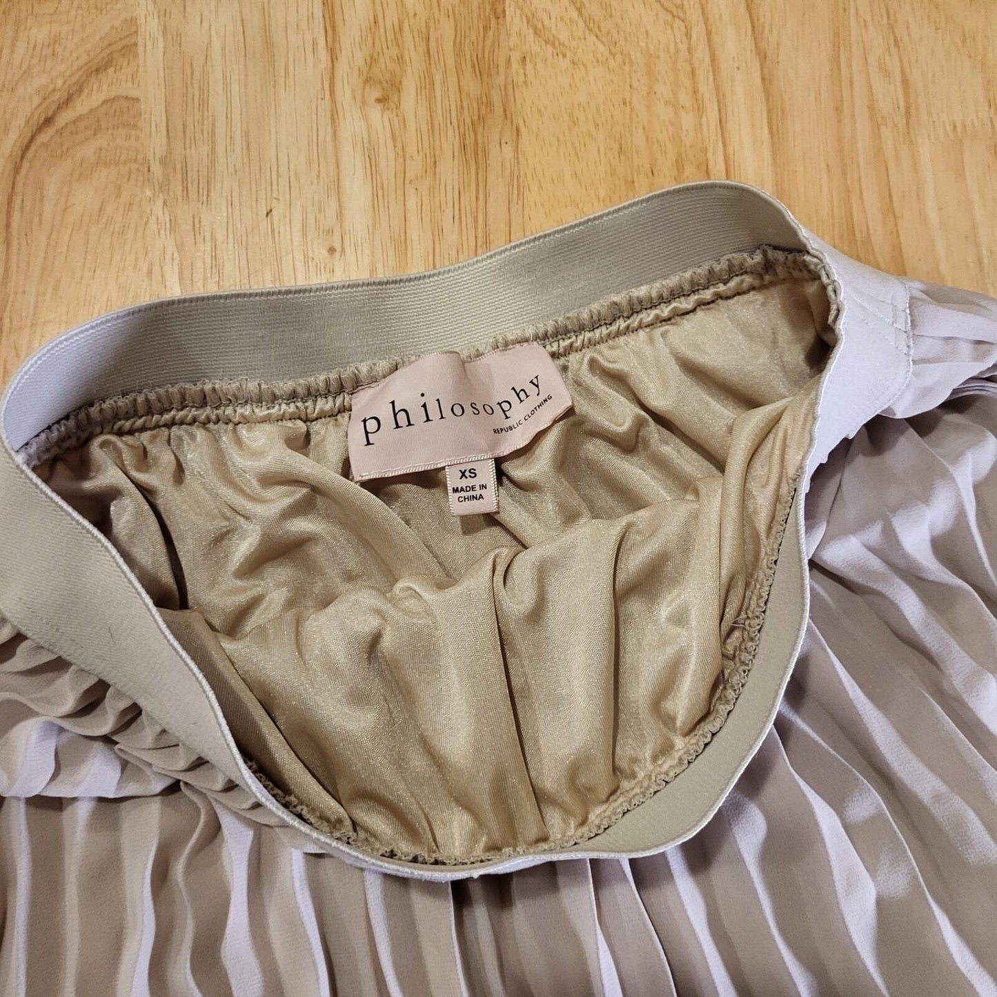 Philosophy Beige Pleated Elastic Waist High Low Skirt Extra Small