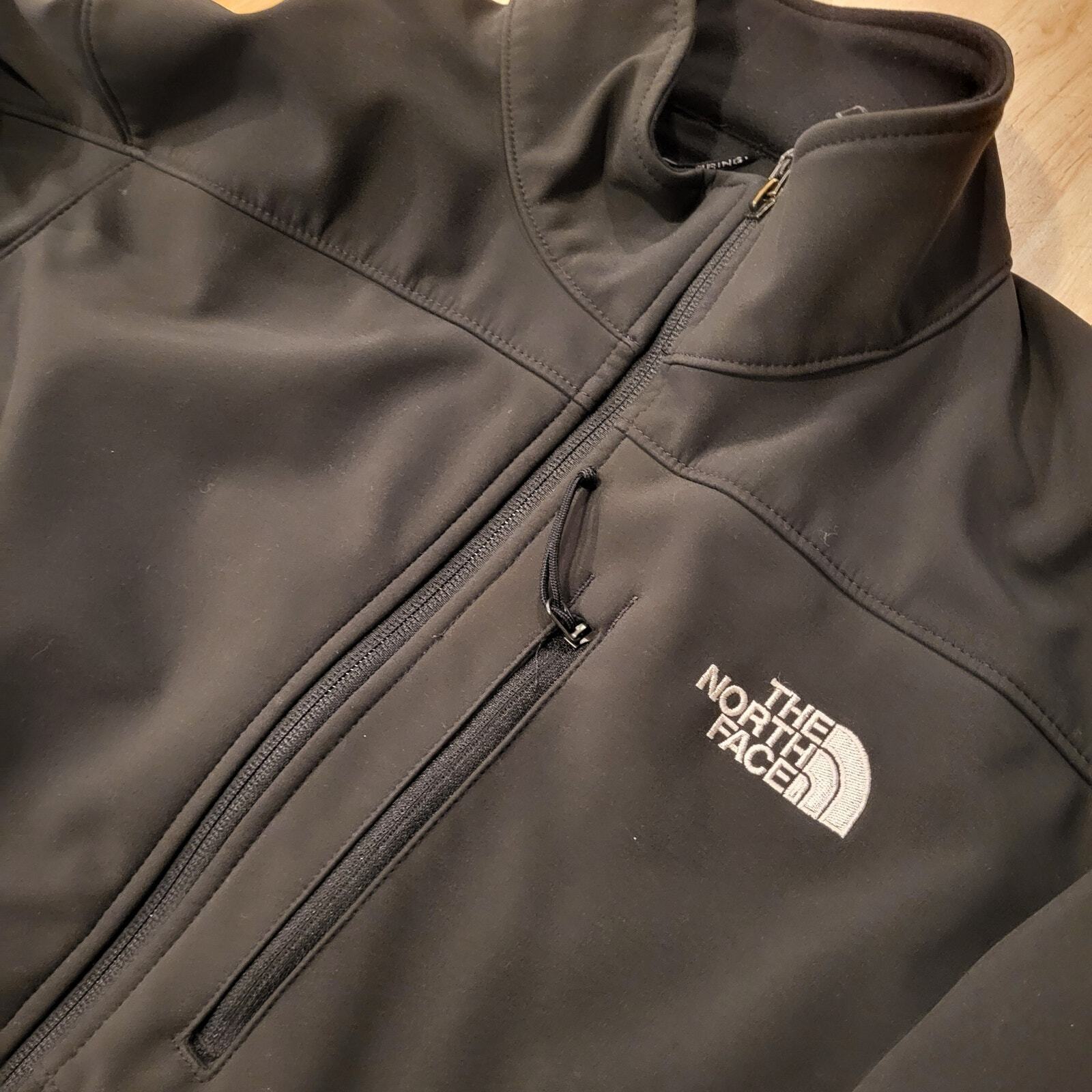 The North Face Black Large Long Sleeve Jacket 25" P2P *Missing closure on sleeve