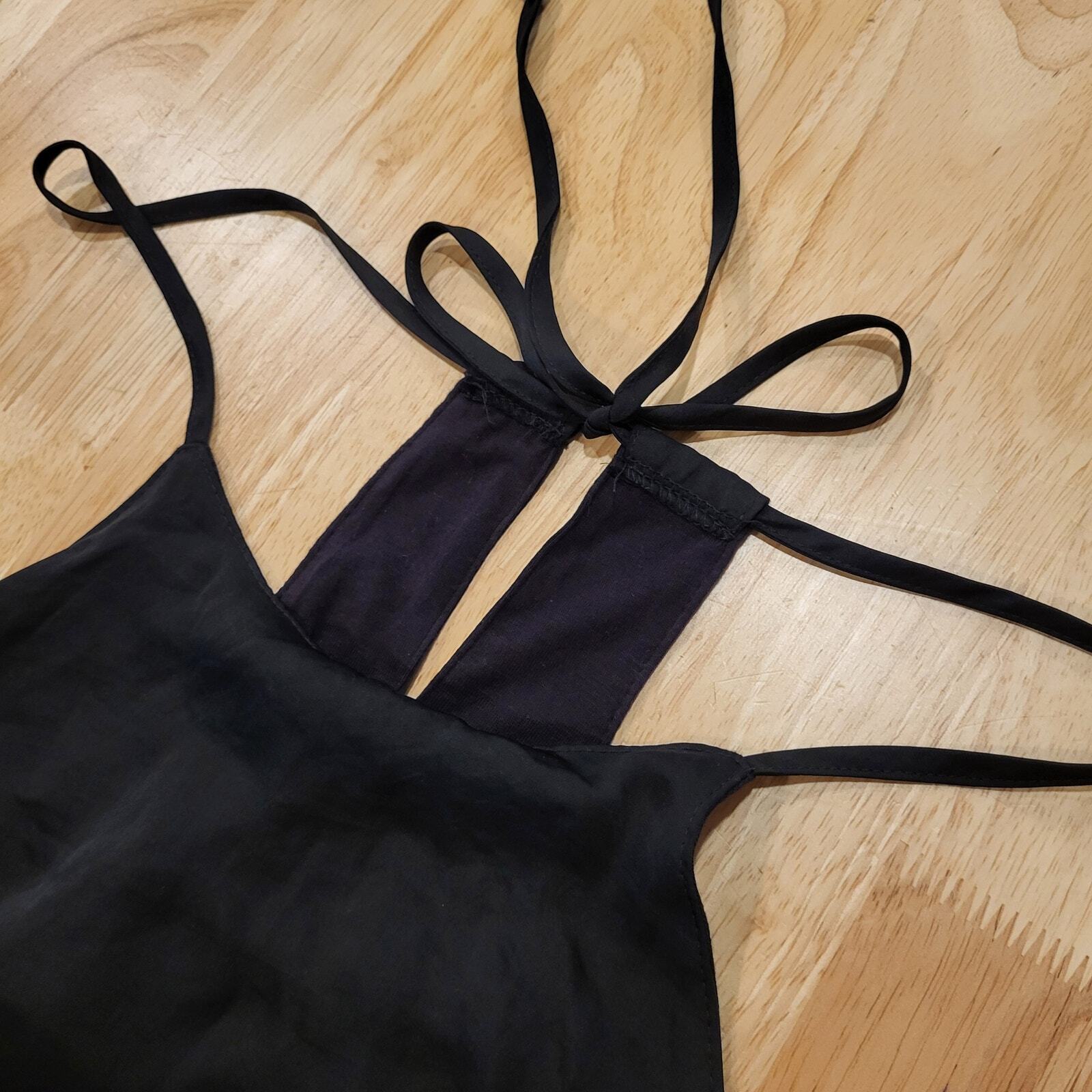 Abercrombie & Fitch Spaghetti Strap Black billowy body suit Medium keyhole 