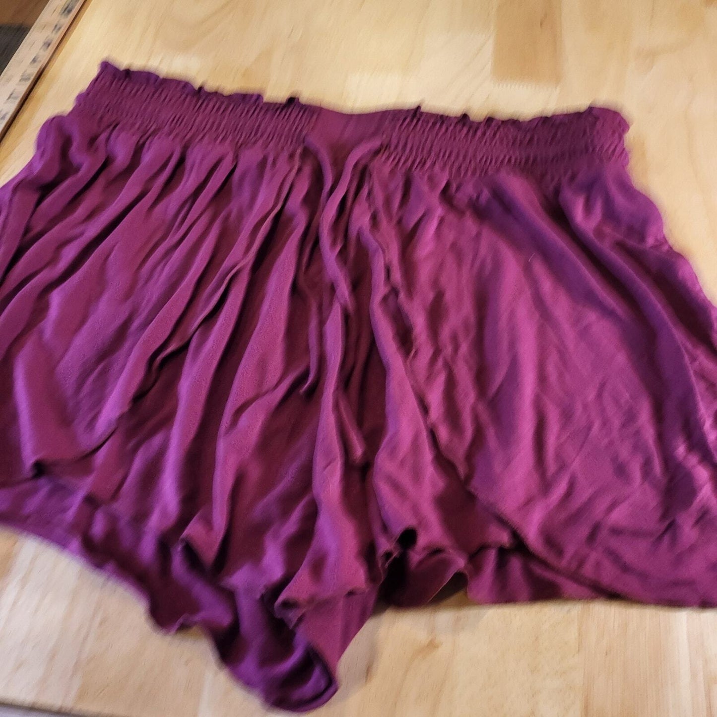 Eggplant Fluttery Wide Elastic Waist Short XL 17"-22" Stretch 