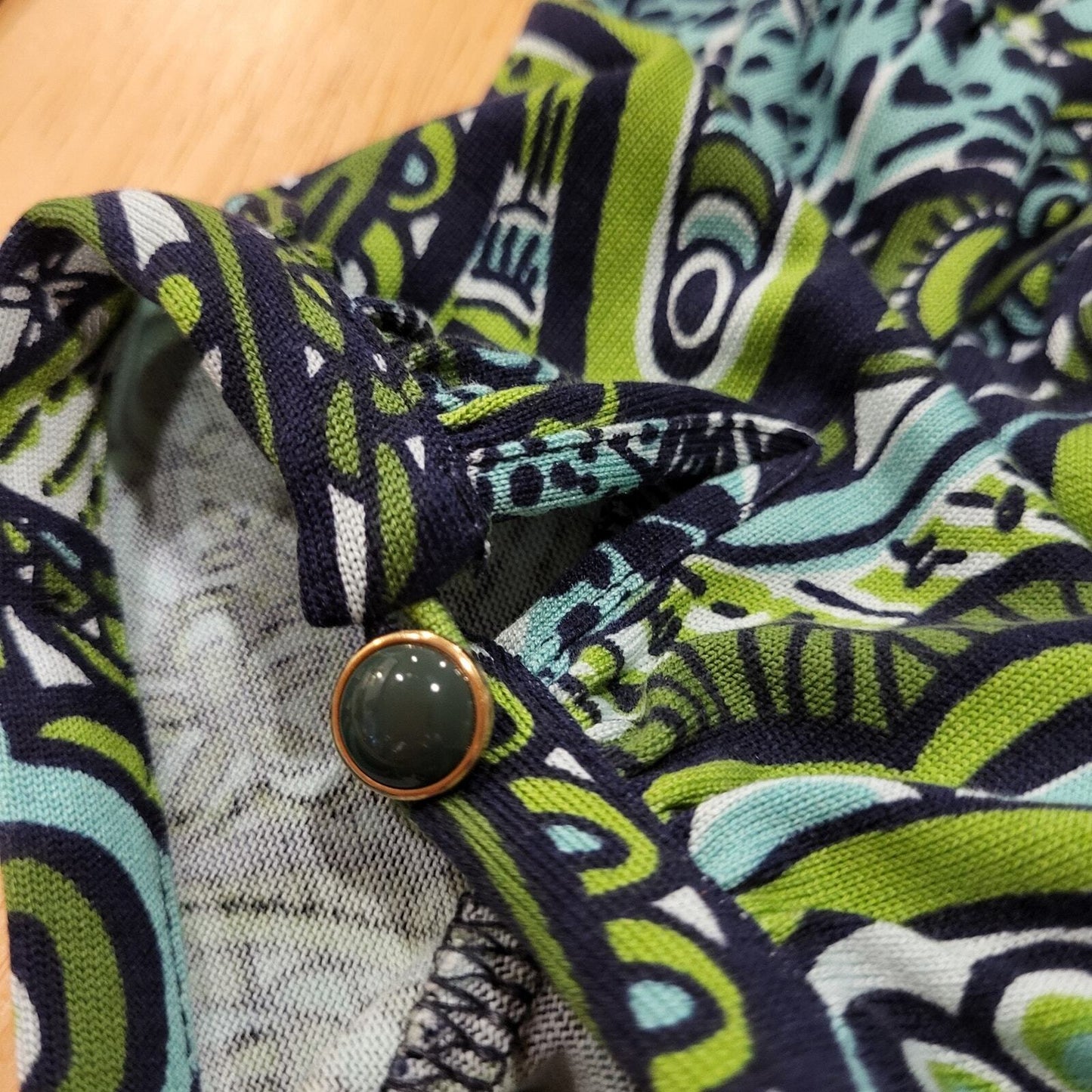 Lilly Pulitzer Blue Leopard Paisley Print V-Neck T-Shirt Jersey Button xs